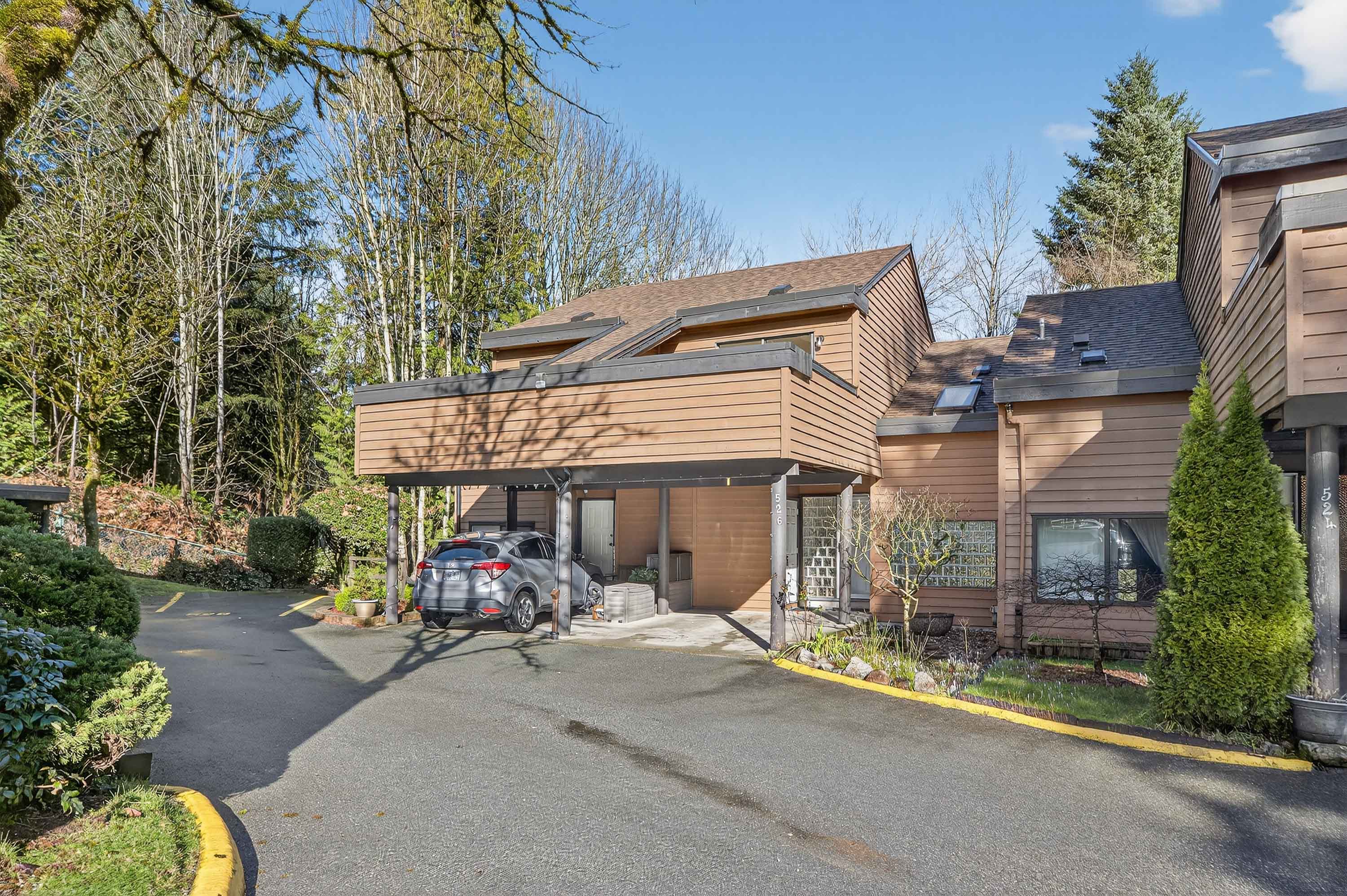 526 Cardiff Way, Port Moody