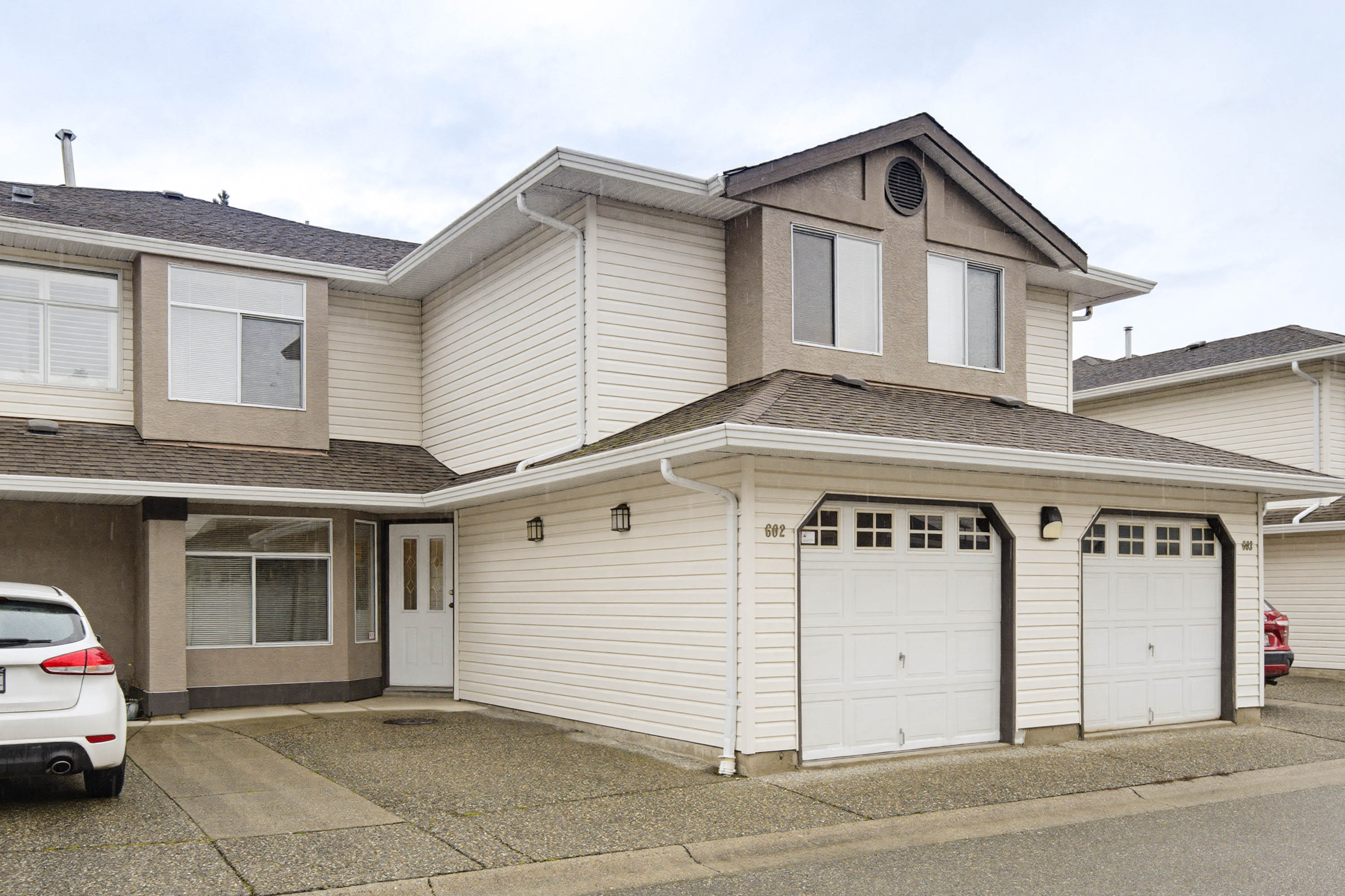 602 - 8260 162A Street, Surrey