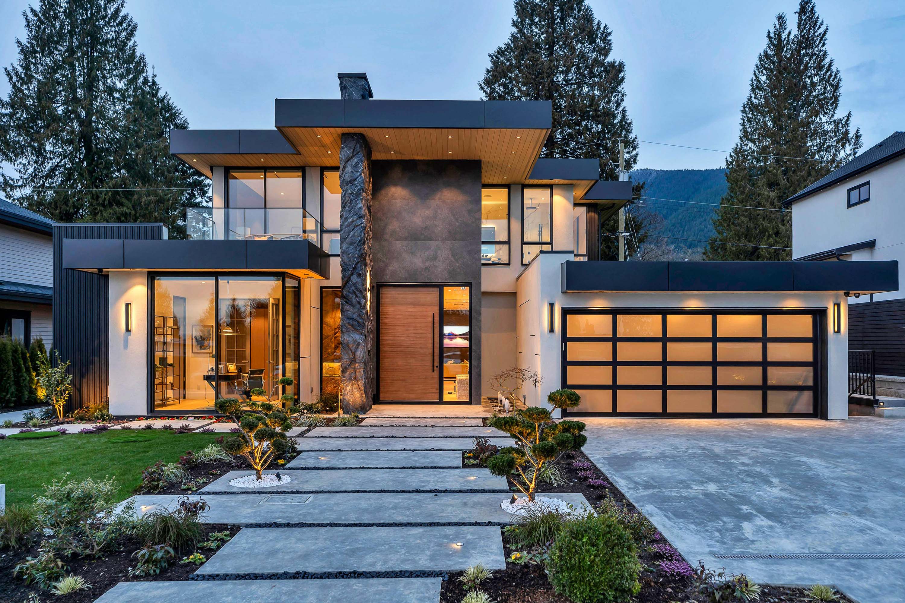 922 Wentworth Avenue, North Vancouver