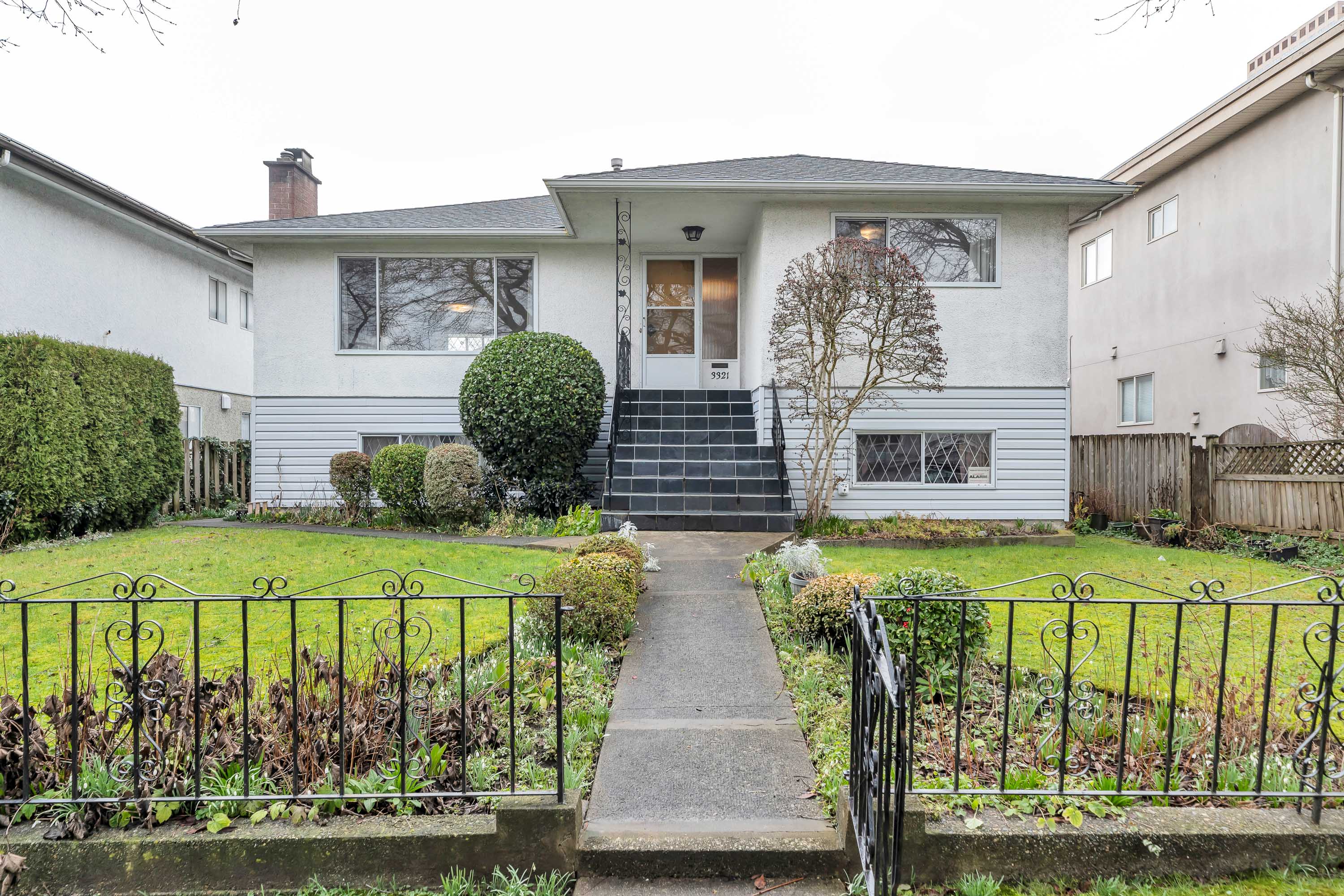 3321 Austrey Avenue, Vancouver