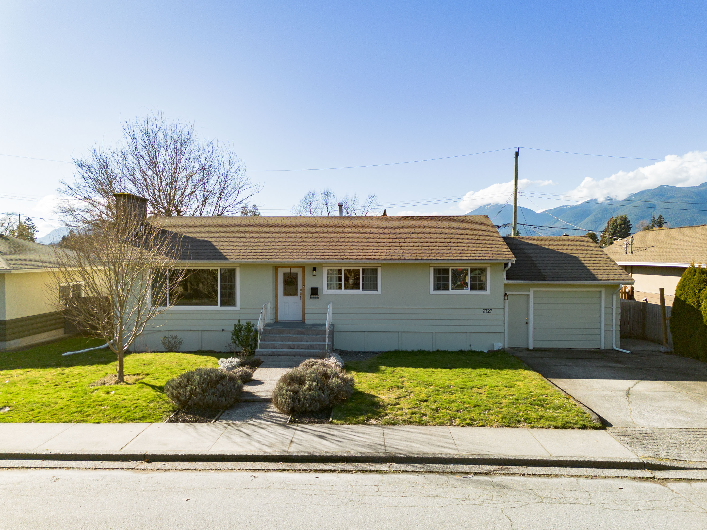 9727 Hazel Street, Chilliwack
