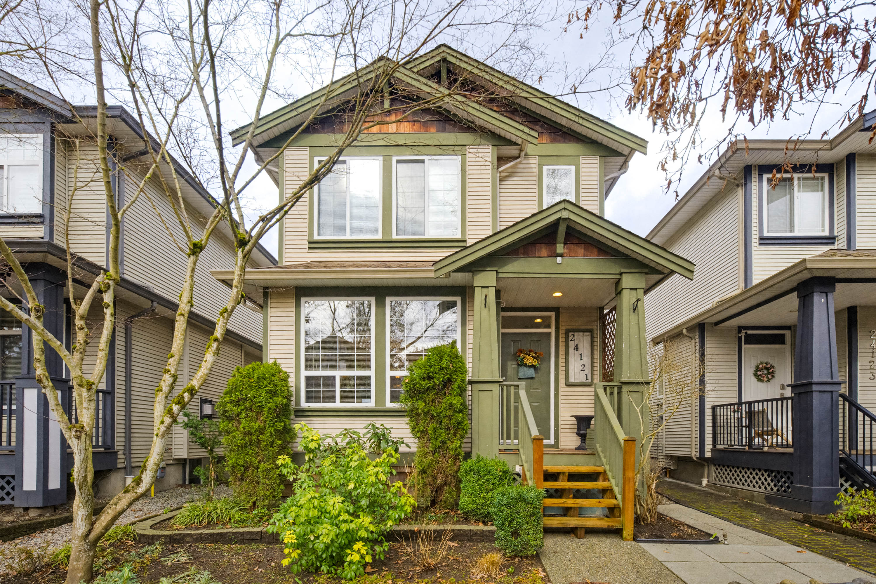 24121 102A Avenue, Maple Ridge