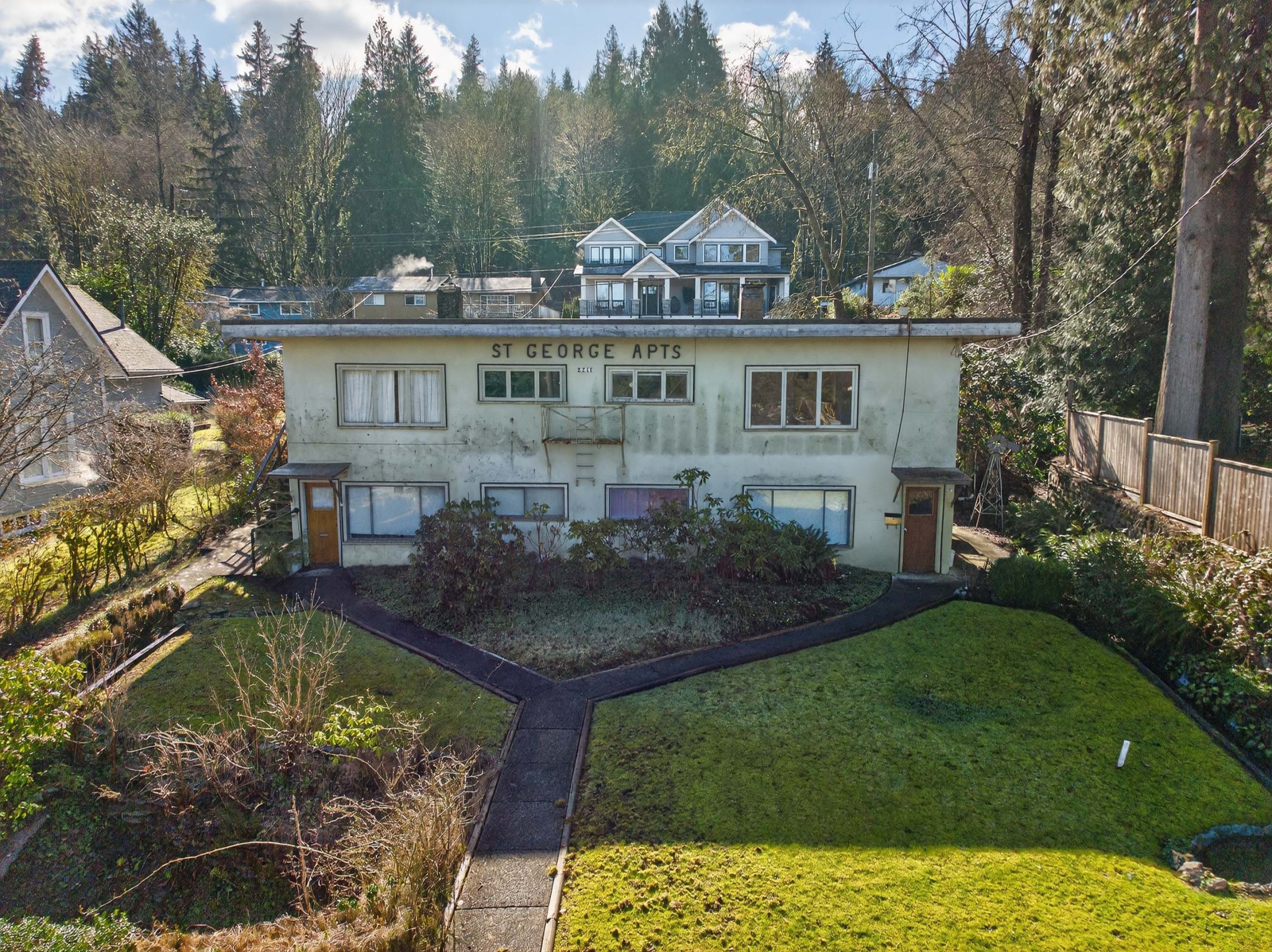 2217 Street George Street, Port Moody