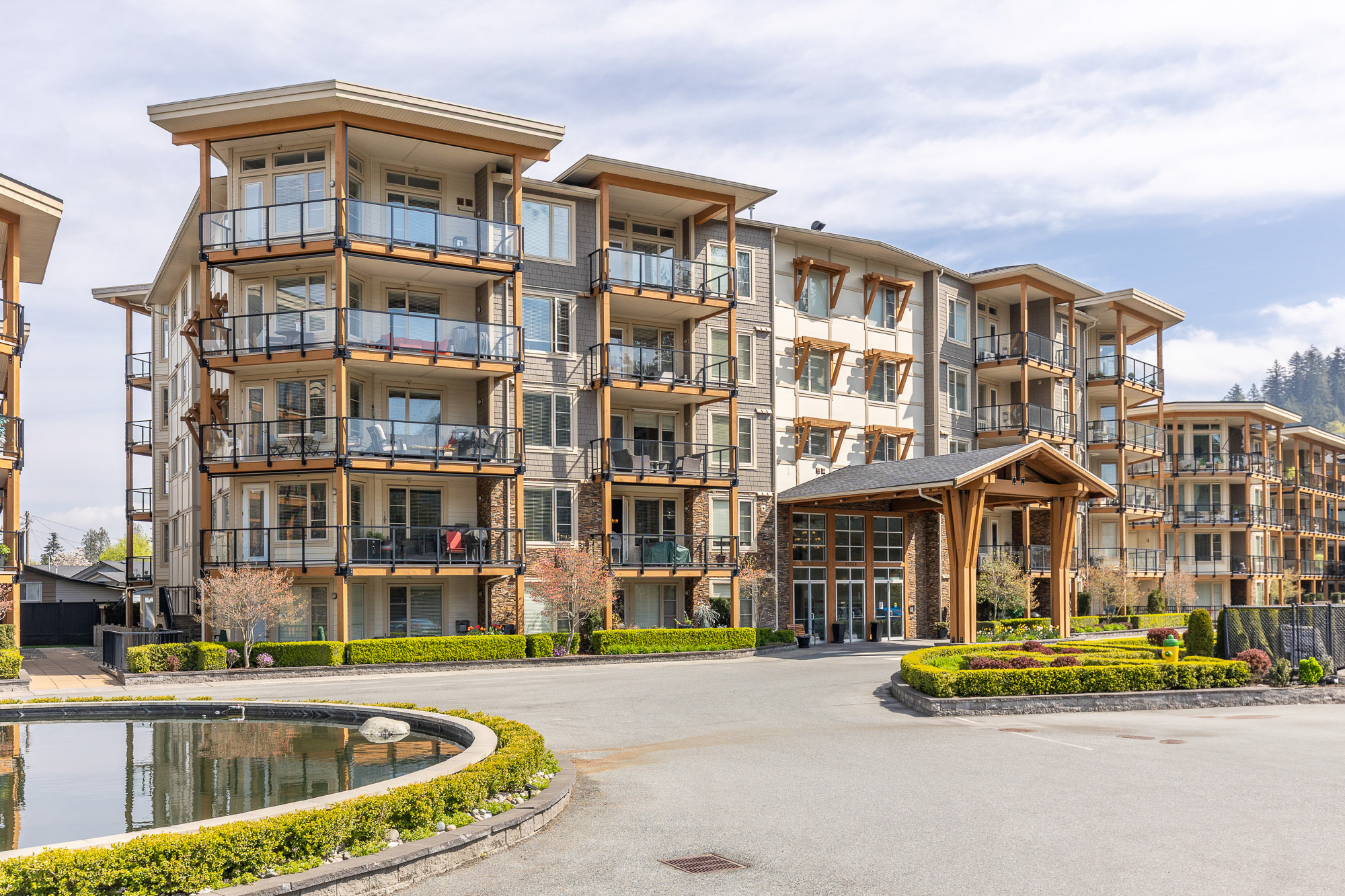 203 - 45750 Keith Wilson, Chilliwack