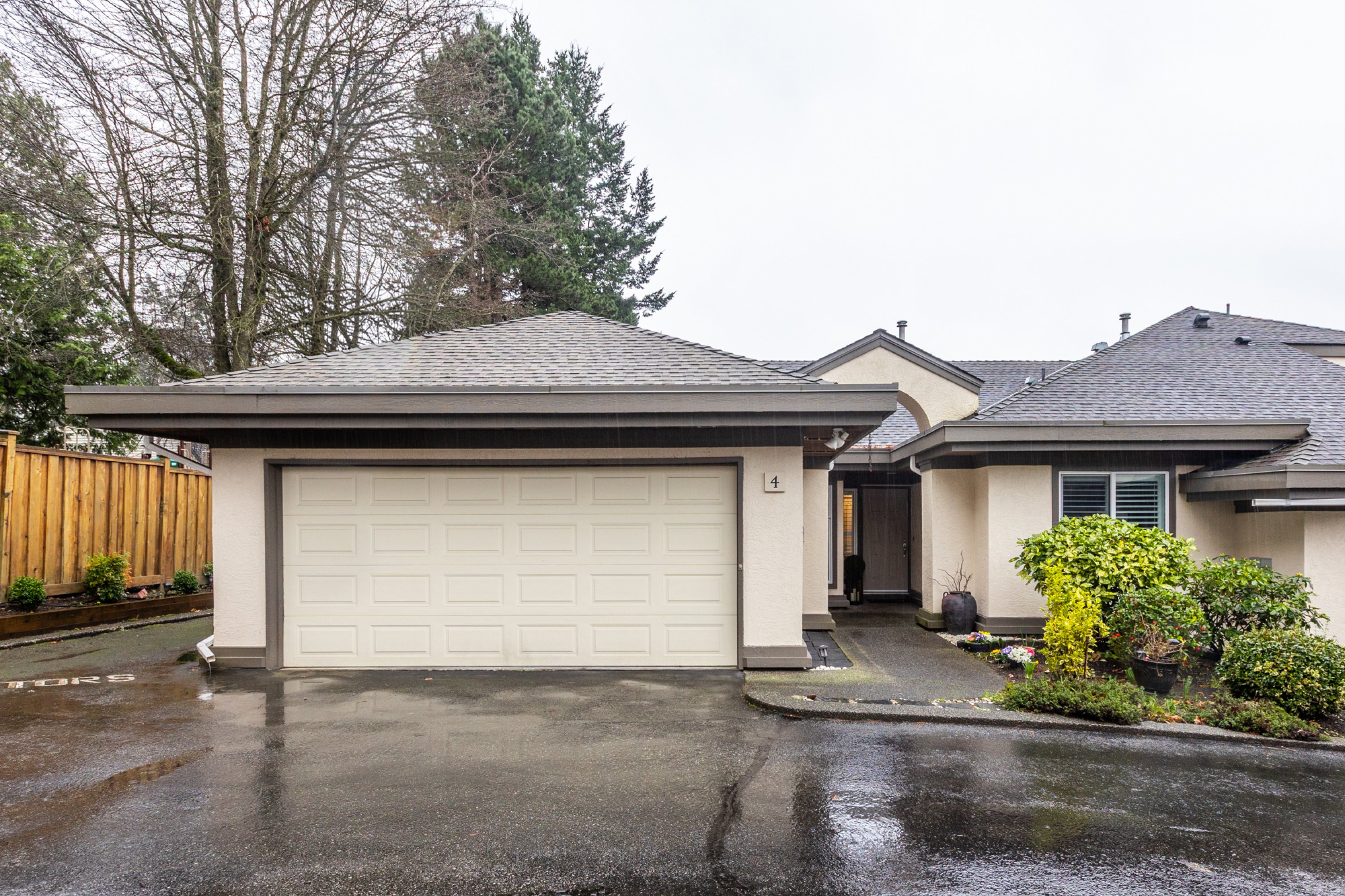 4 - 12945 17 Avenue, Surrey