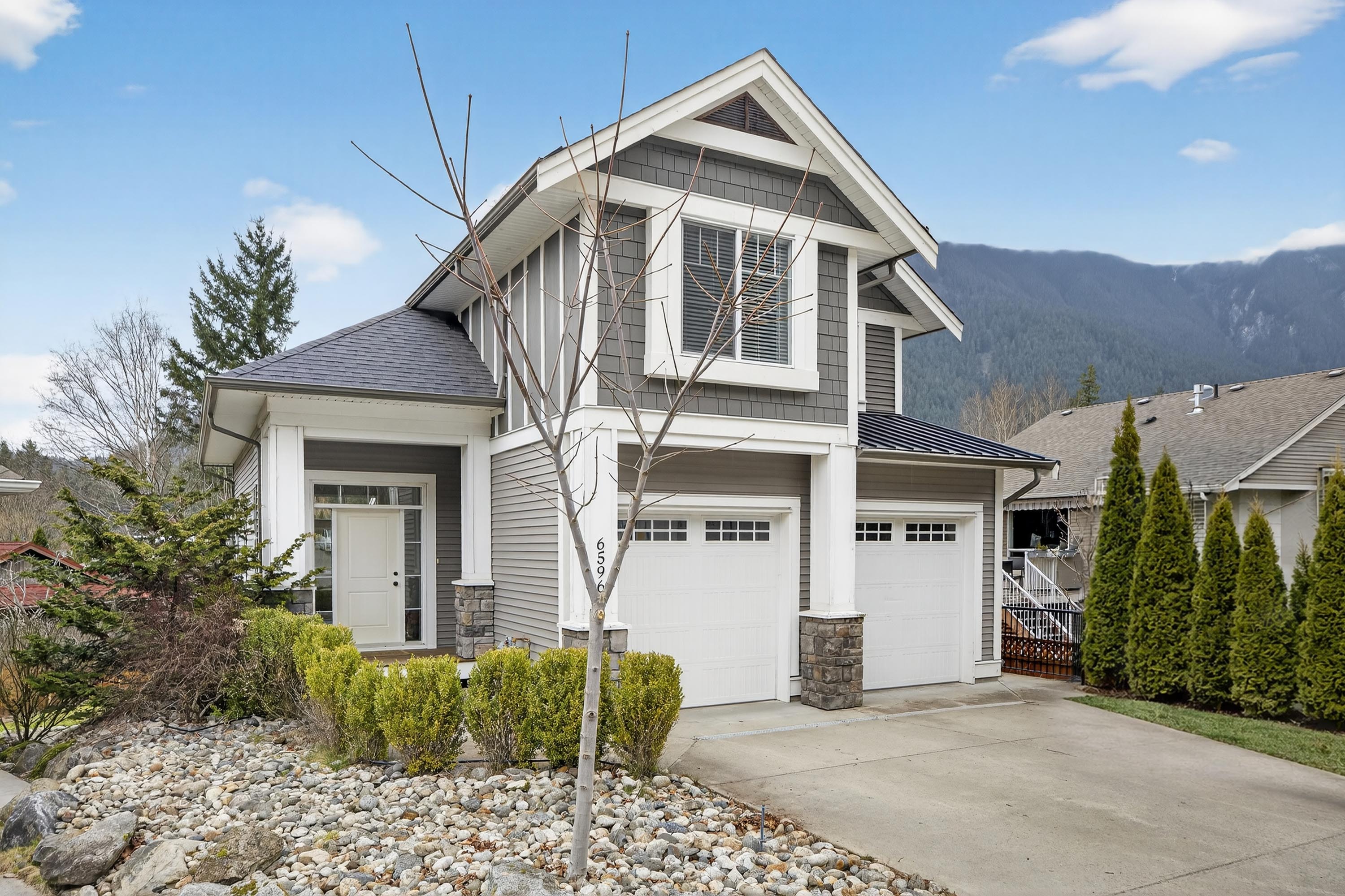 65967 Pine Crescent, Hope