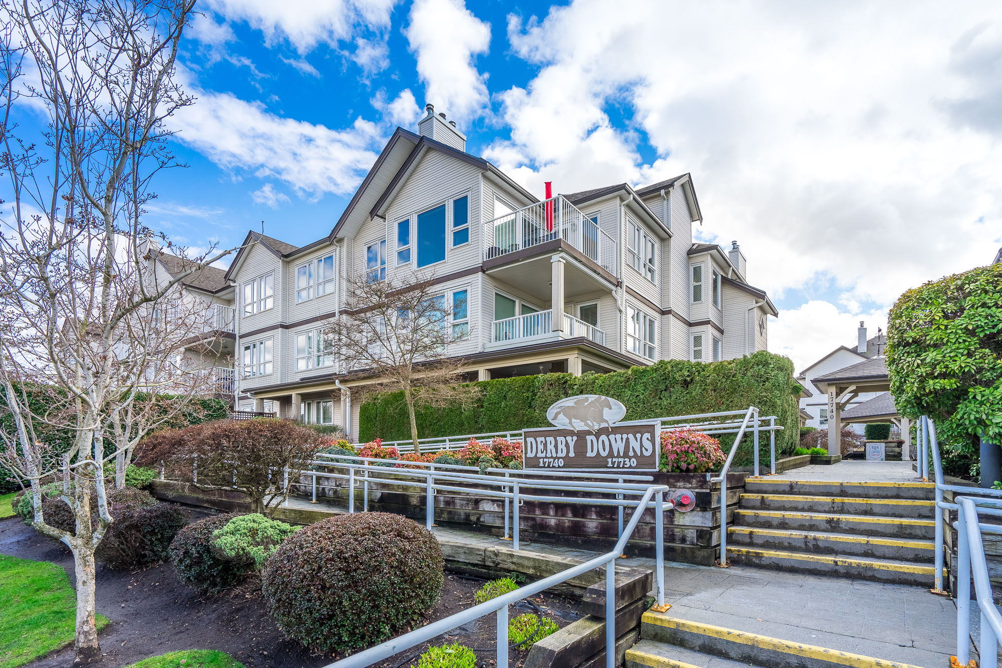 301 - 17740 58A Avenue, Surrey