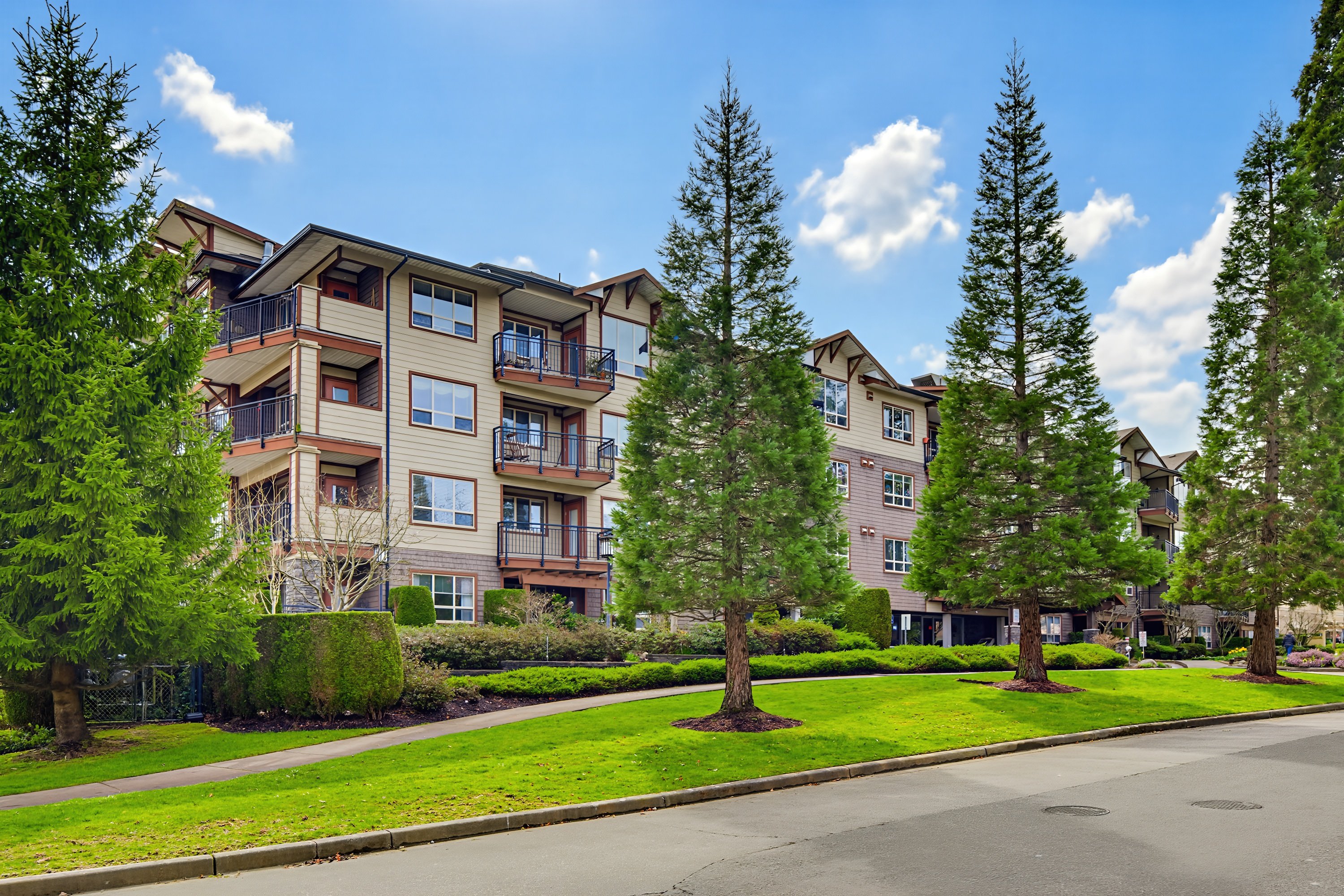 202 - 16068 83 Avenue, Surrey