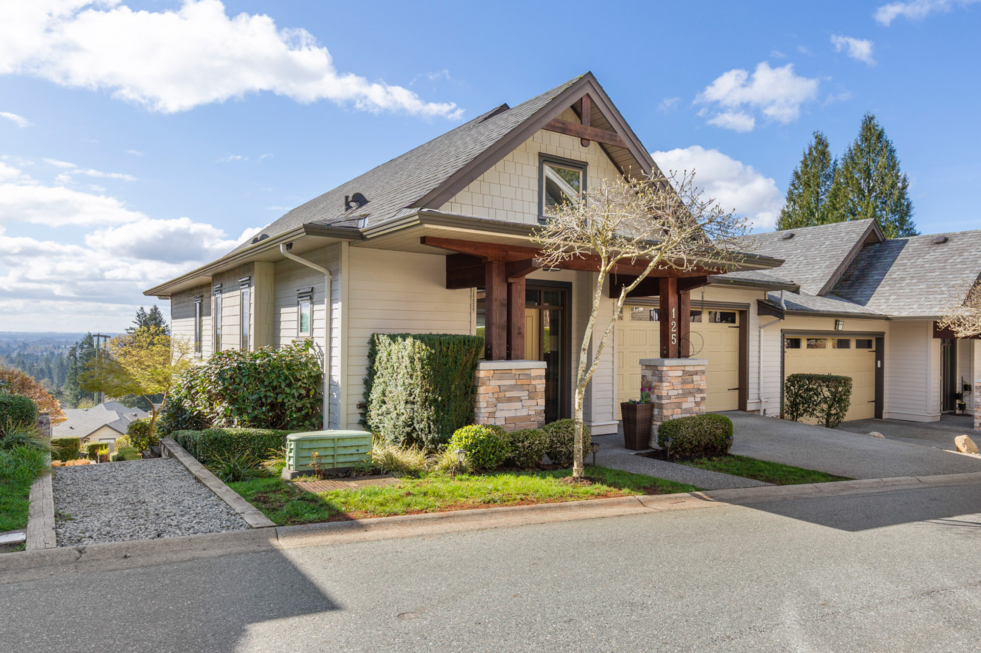 125 - 3458 Burke Village Promenade, Coquitlam