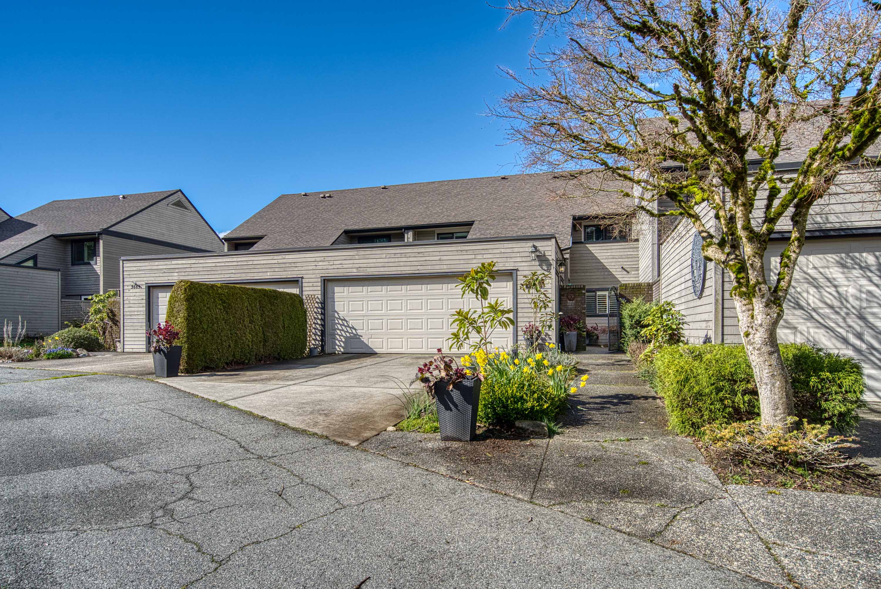 3673 Nico Wynd Drive, Surrey