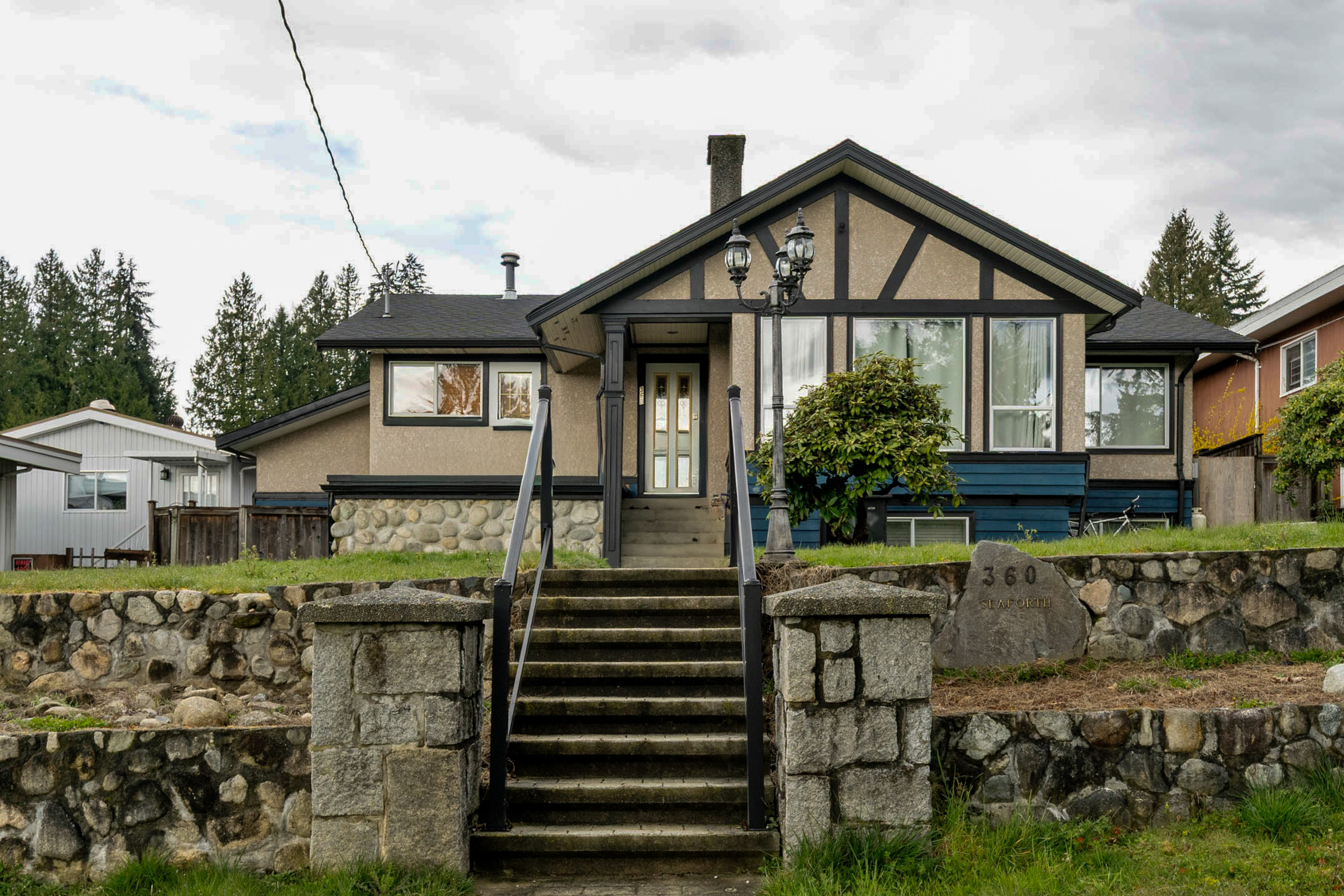 360 Seaforth Crescent, Coquitlam