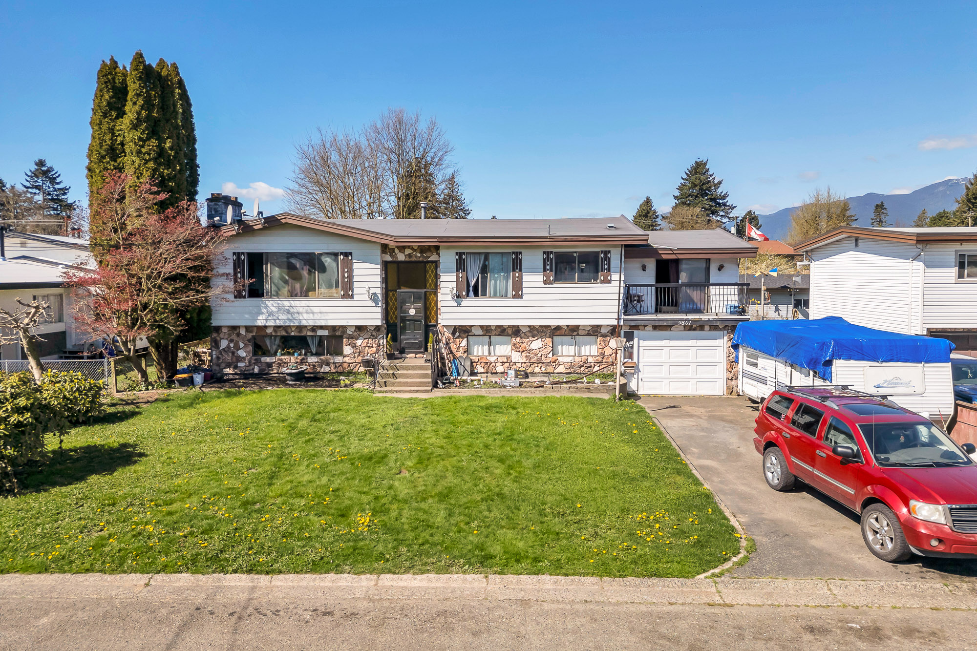 9501 Paula Crescent, Chilliwack