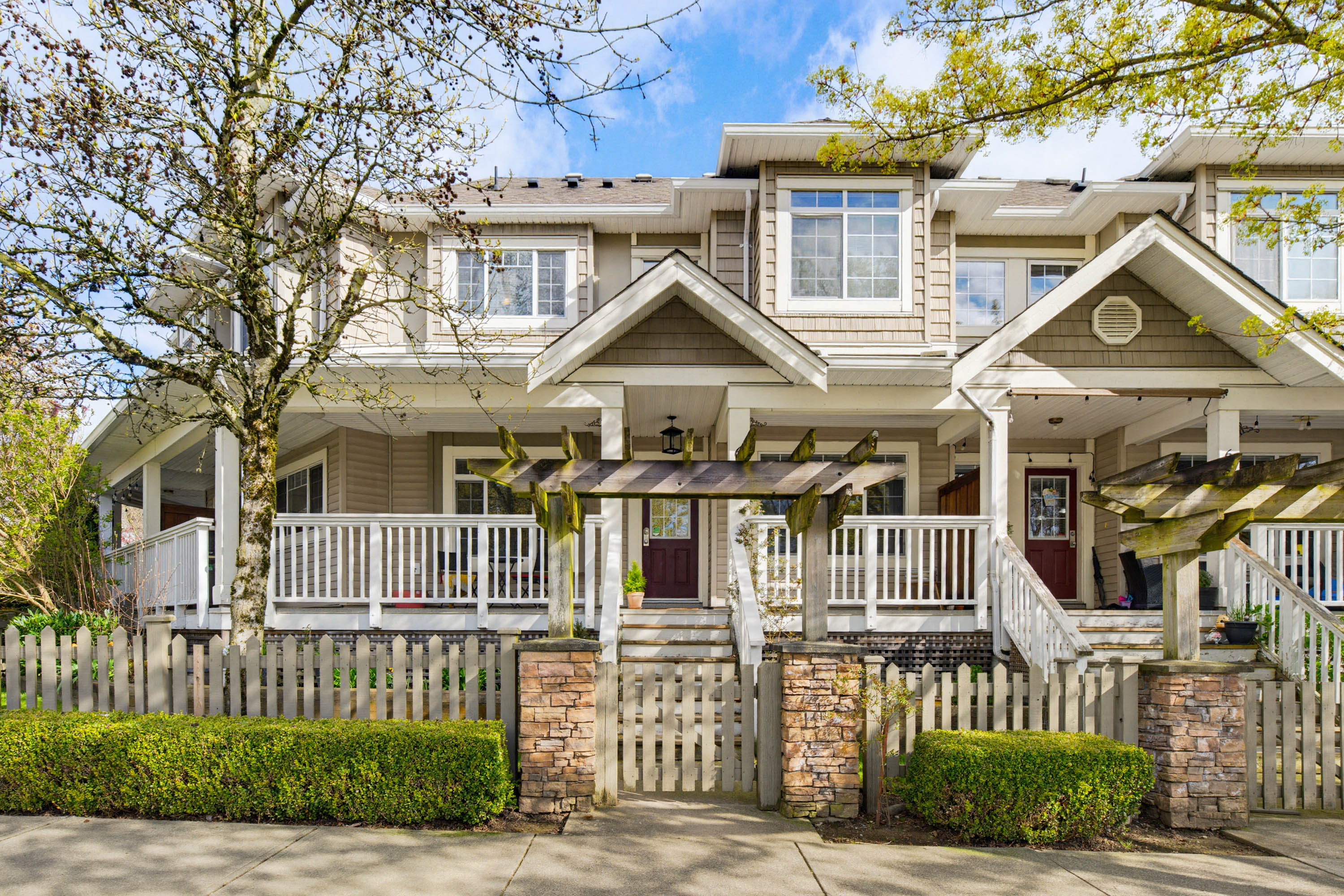 65 - 6852 193 Street, Surrey