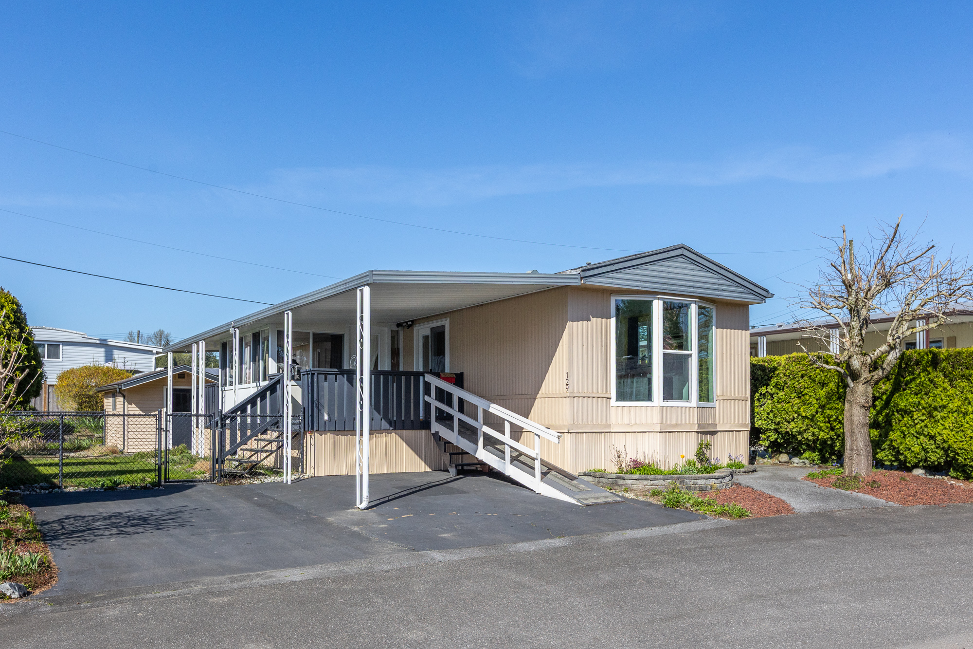 129 - 27111 0 Avenue, Langley