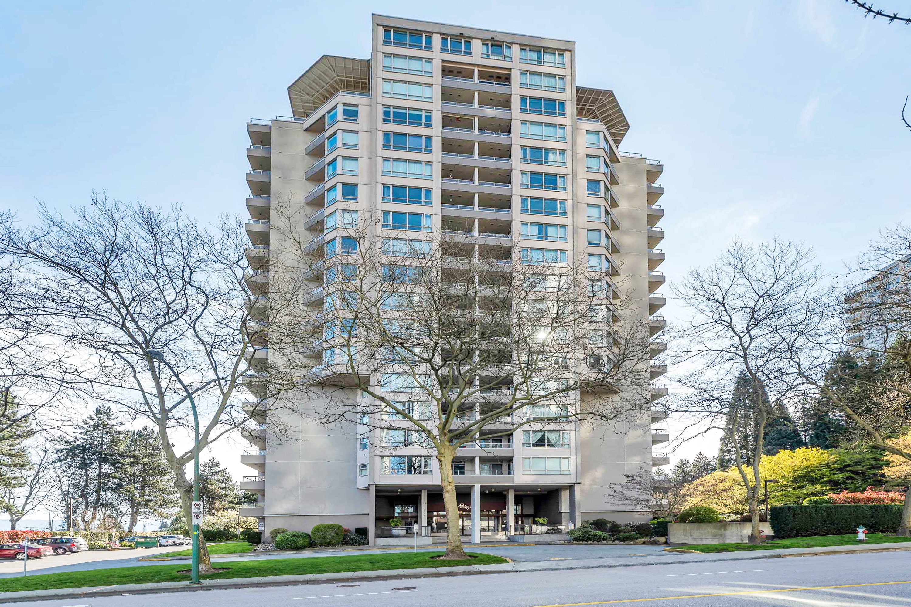 1401 - 6070 McMurray Avenue, Burnaby