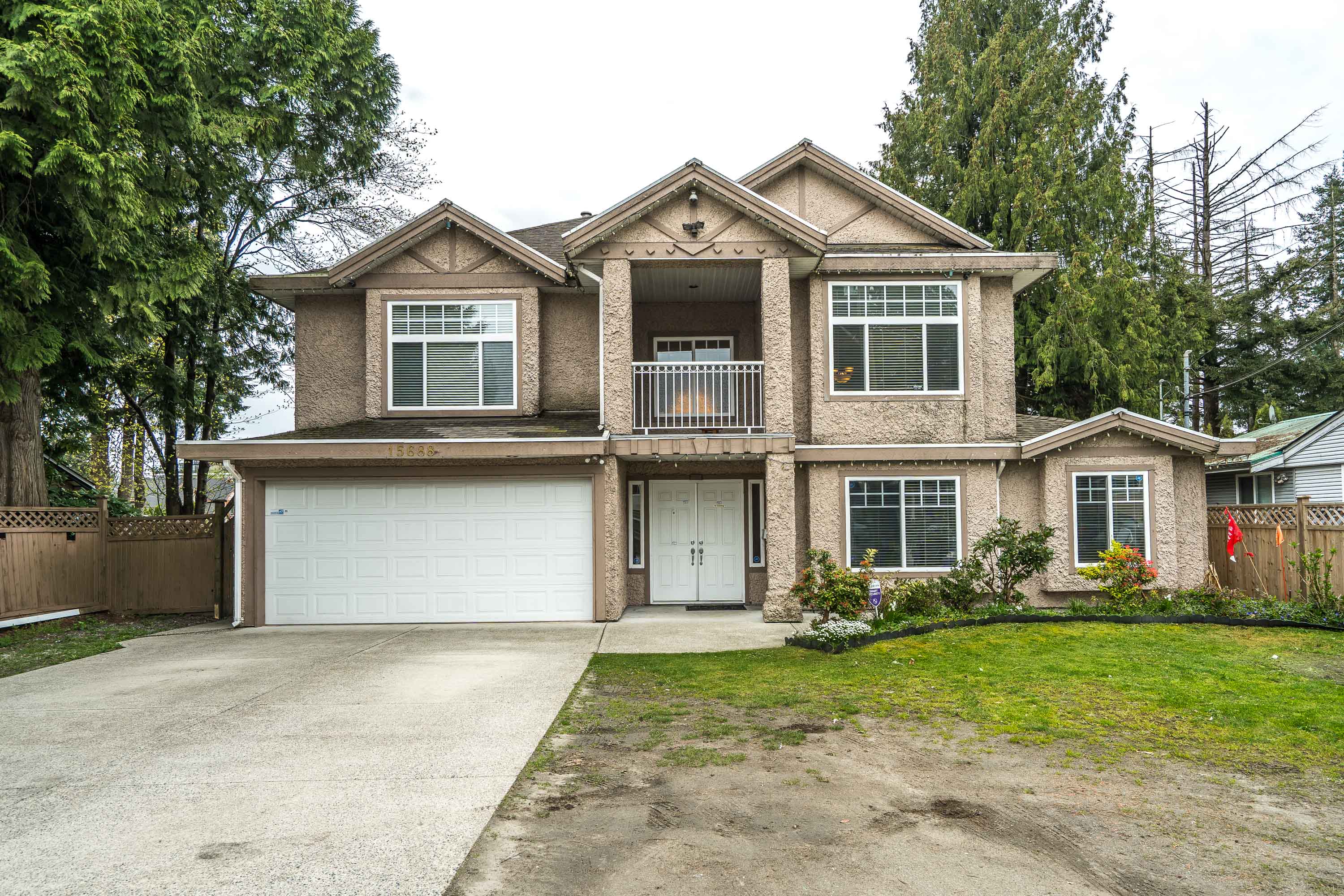 15688 88 Avenue, Surrey