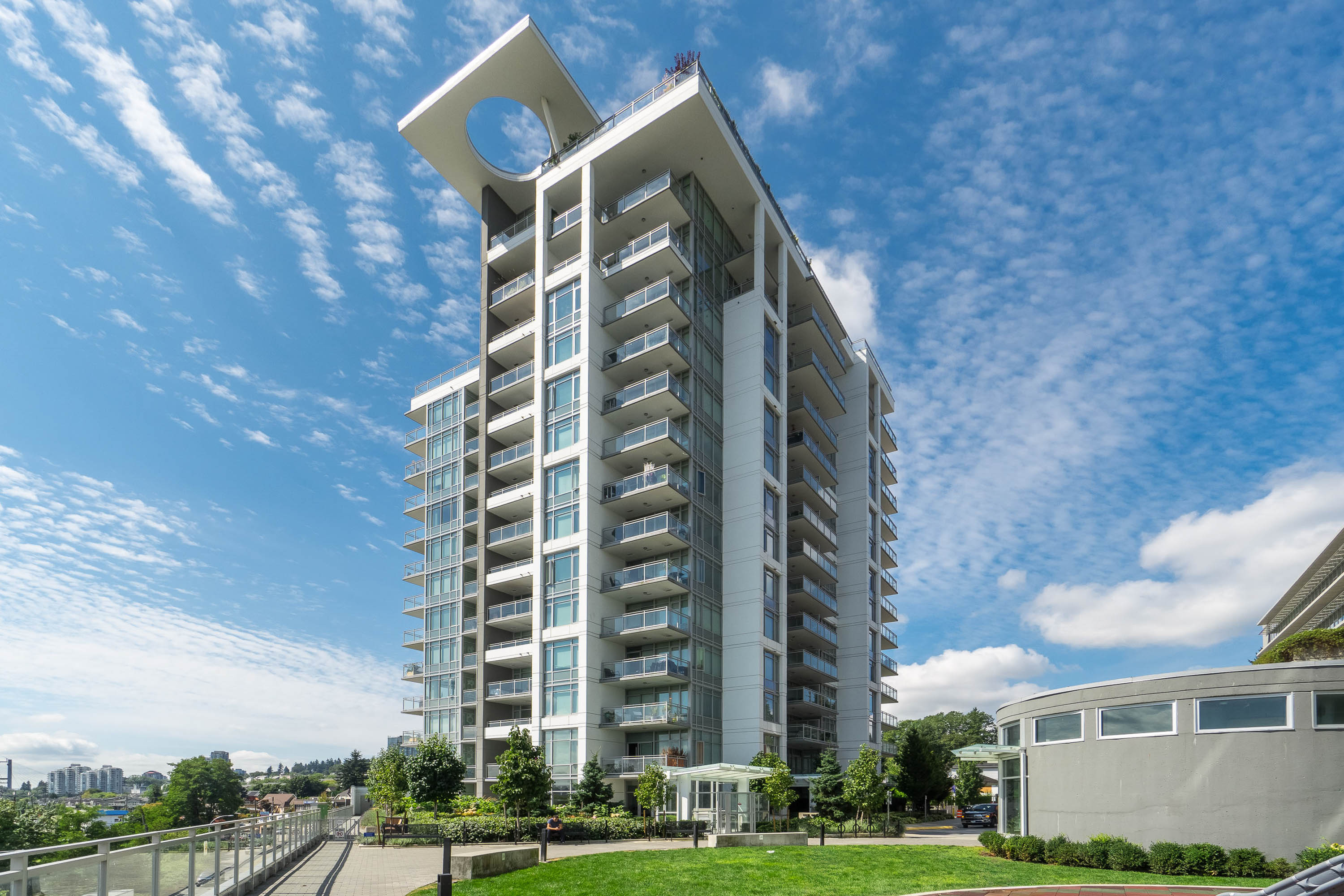 708 - 200 Nelsons Crescent, New Westminster