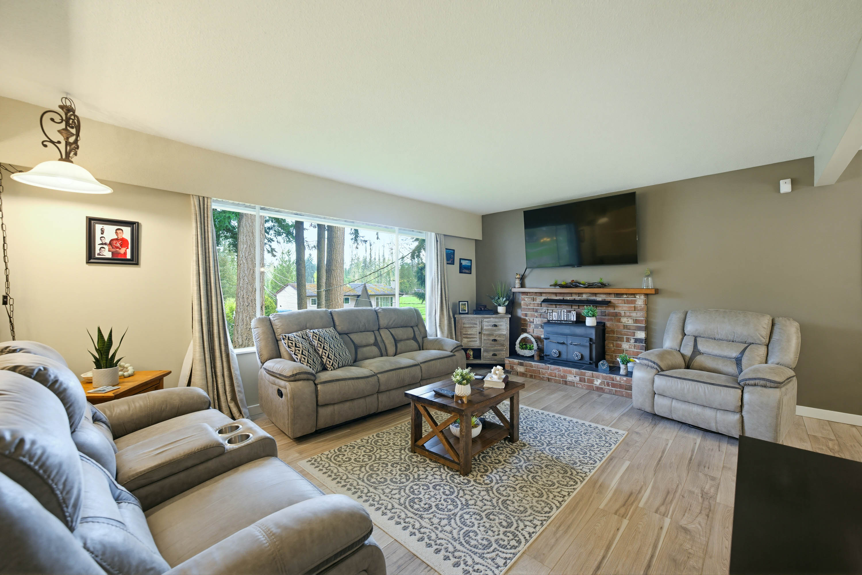 25165 11B Avenue, Langley