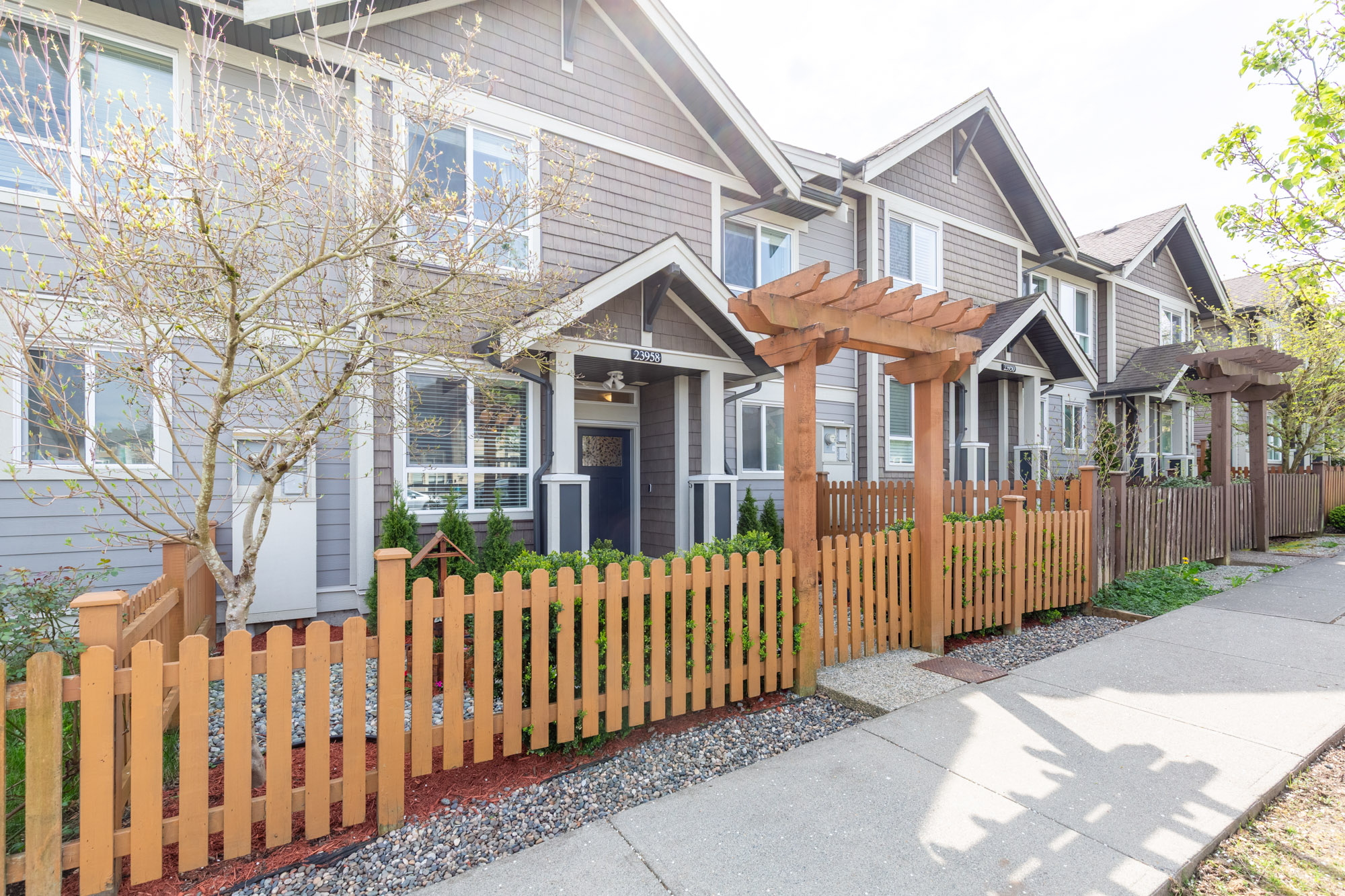 23958 Kanaka Way, Maple Ridge