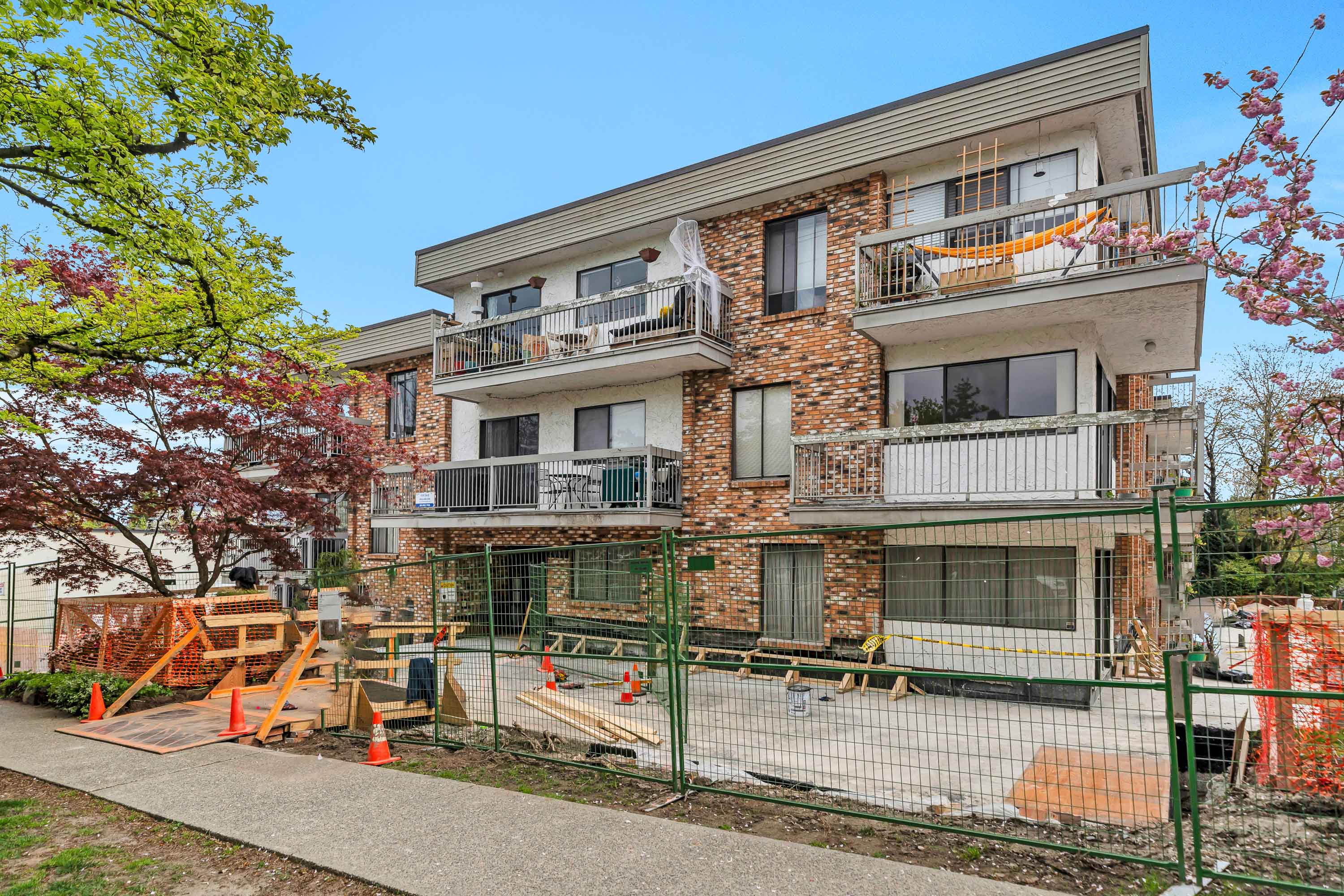 207 - 2080 Maple Street, Vancouver