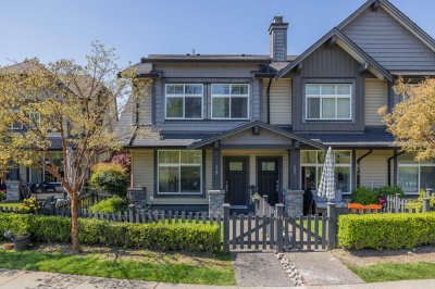 Virtual tour for Robles Real Estate Group