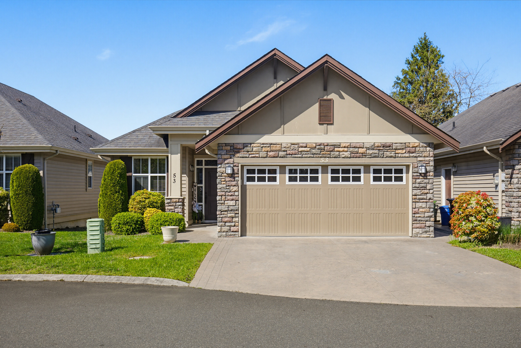 53 - 6577 Southdowne Place, Chilliwack