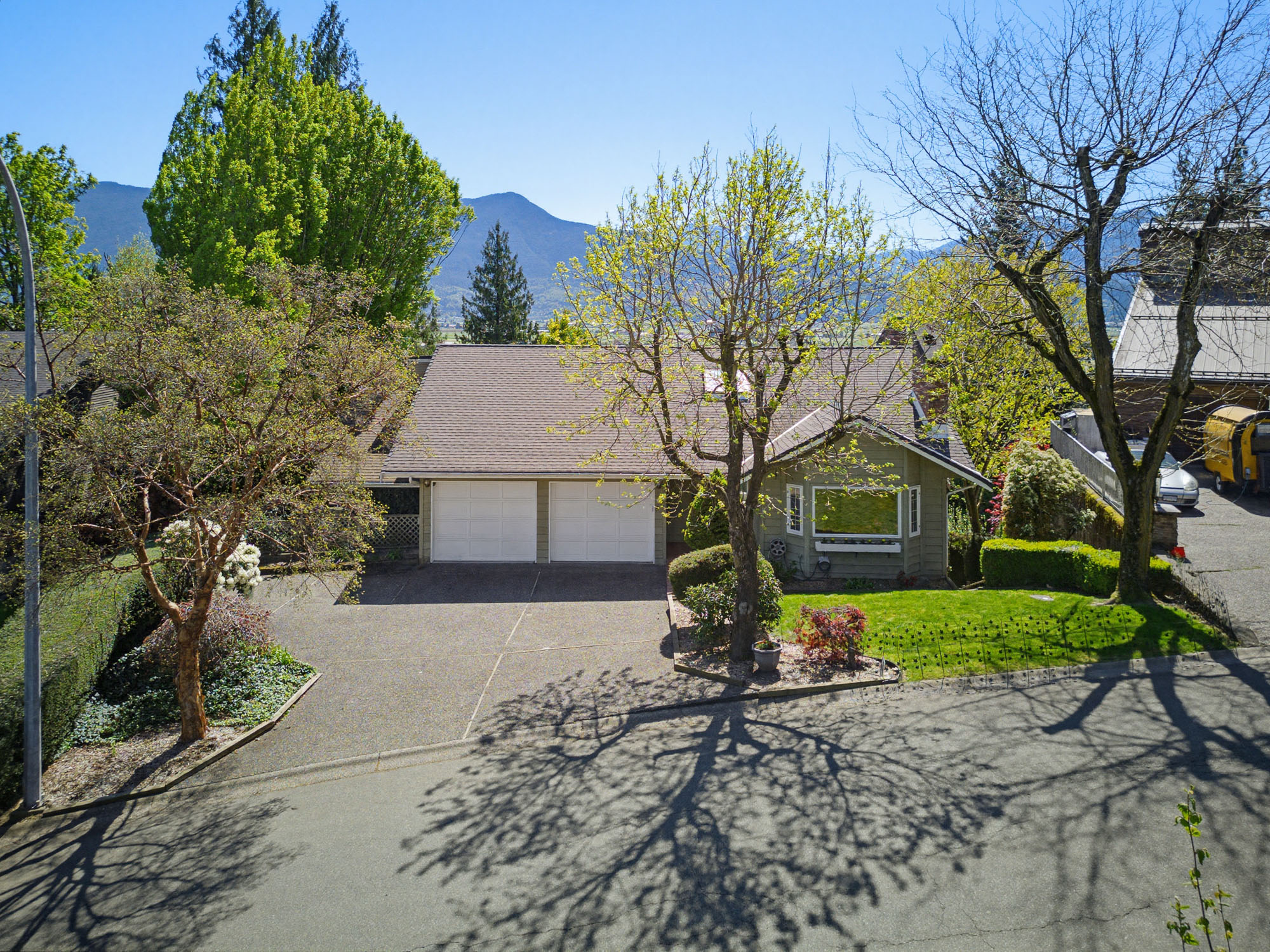 10026 Falcon Crescent, Chilliwack