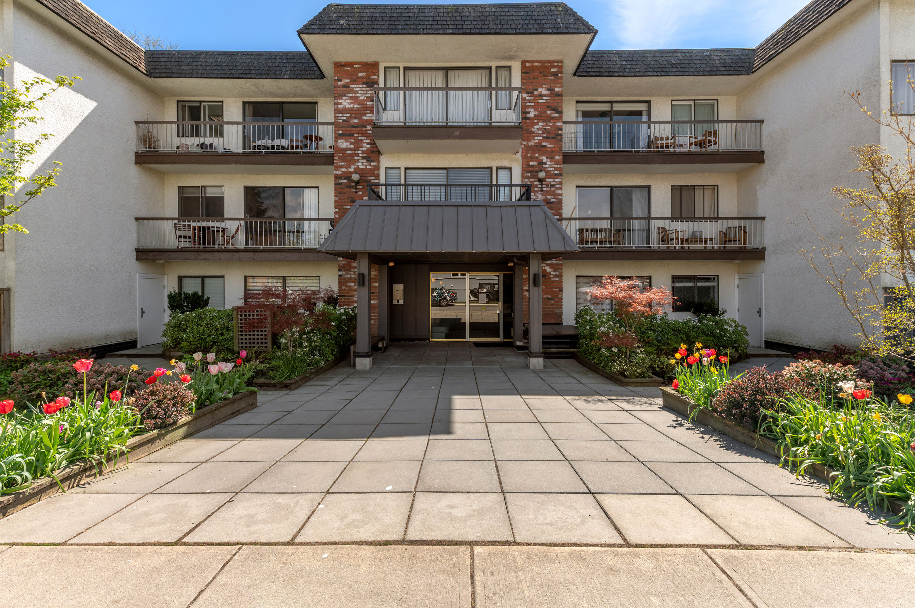 103 - 2040 Cornwall Avenue, Vancouver