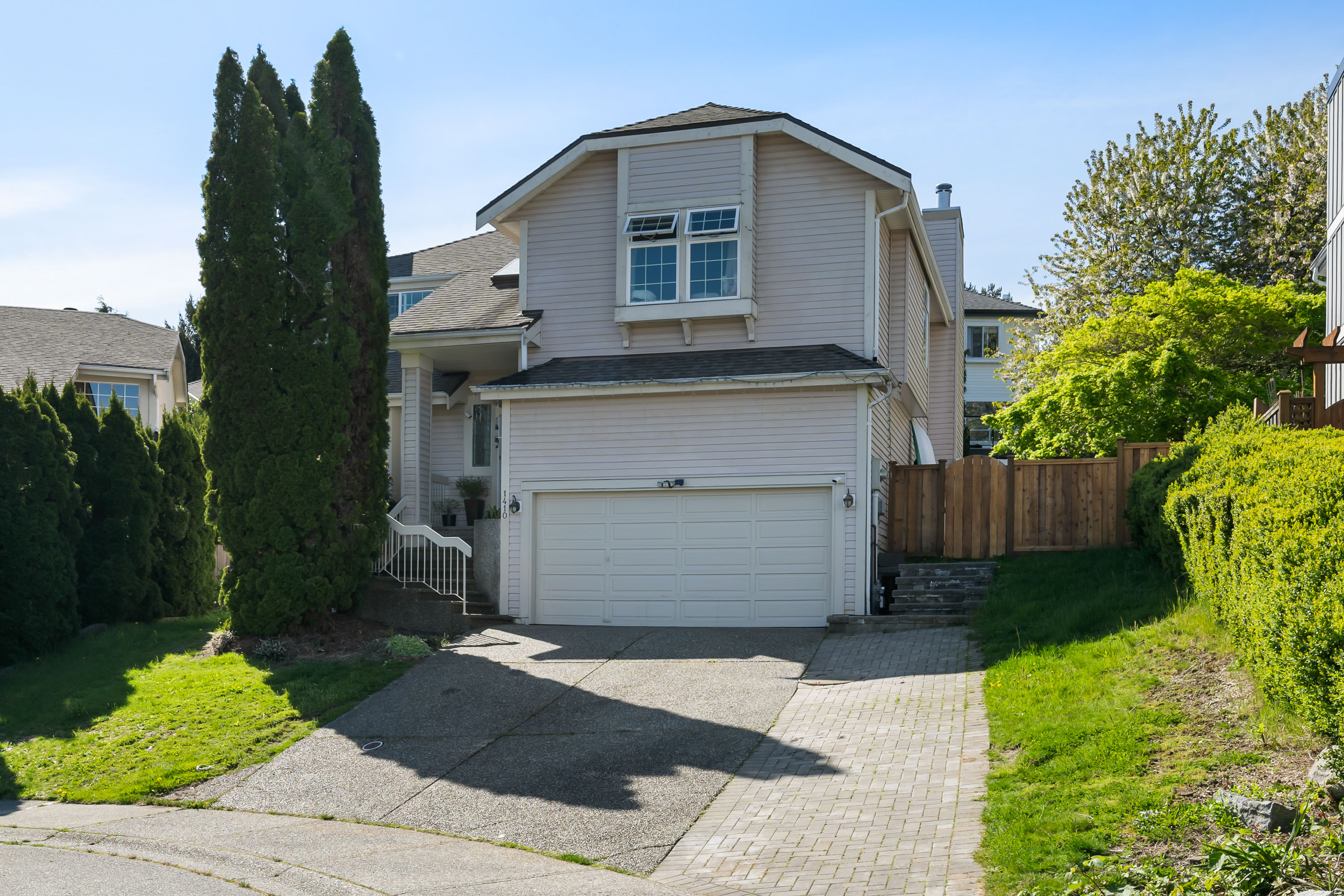 1410 Mountainview Court, Coquitlam