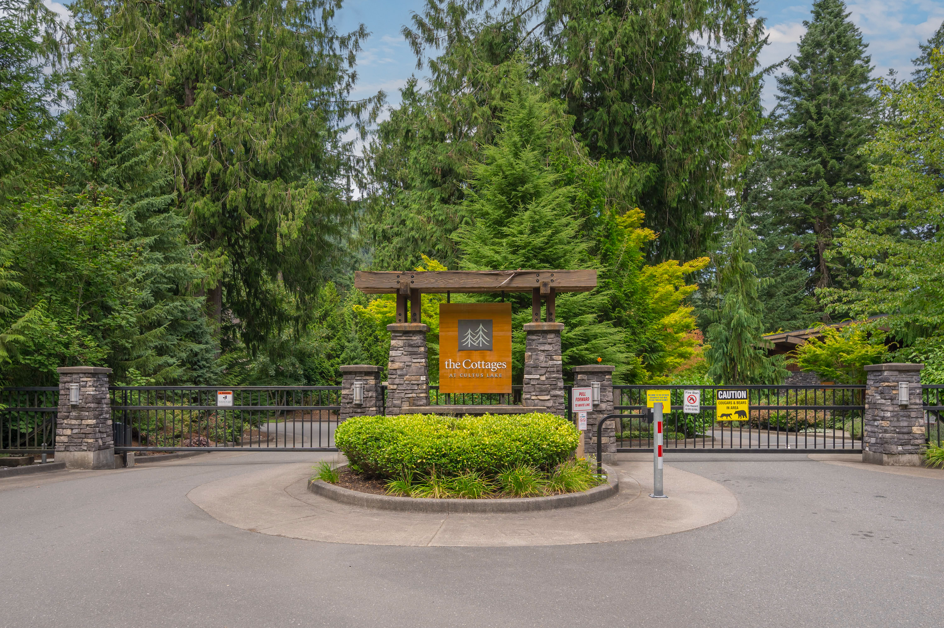 43610 Cotton Tail Crossing, Lindell Beach