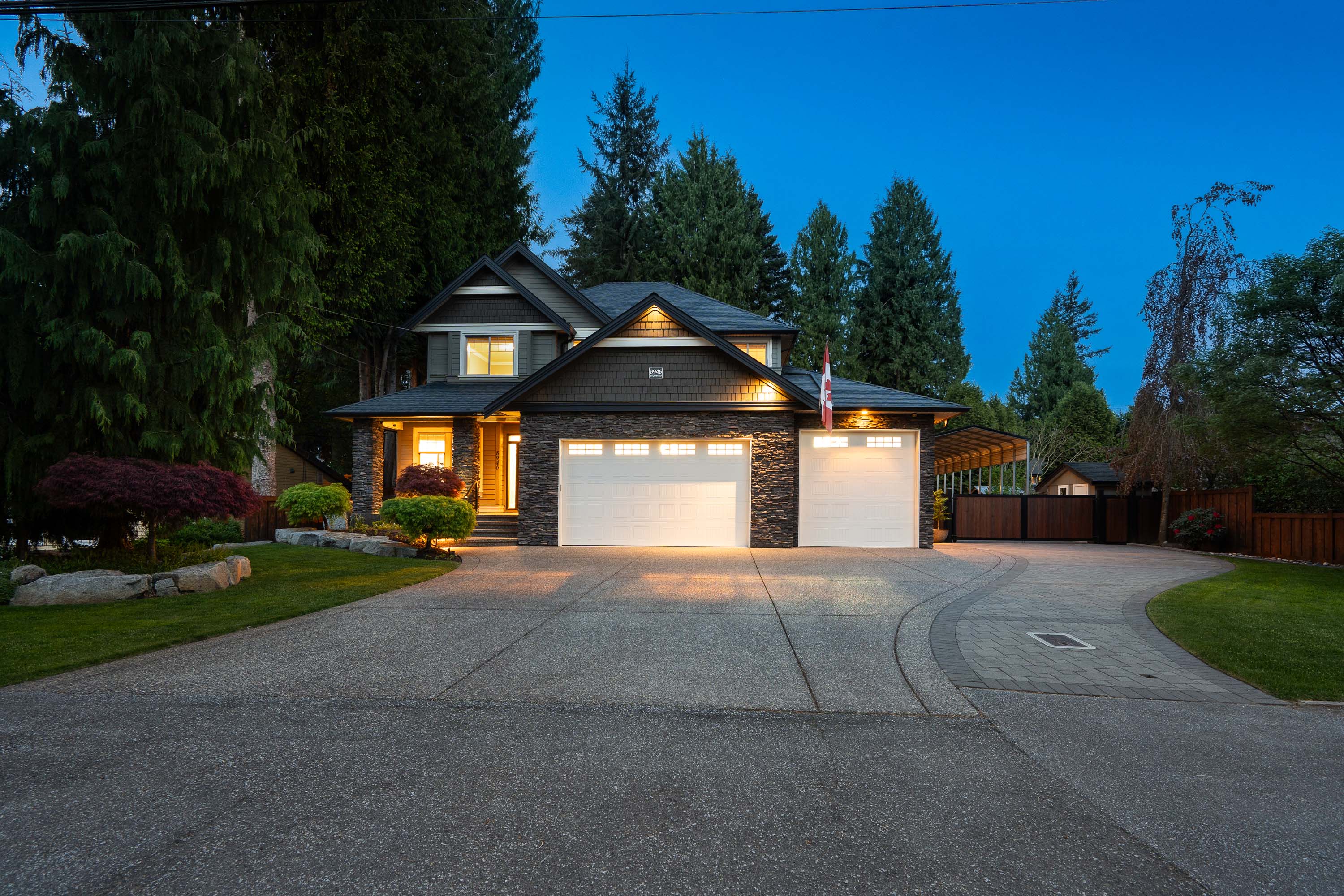 8946 Wright Street, Fort Langley