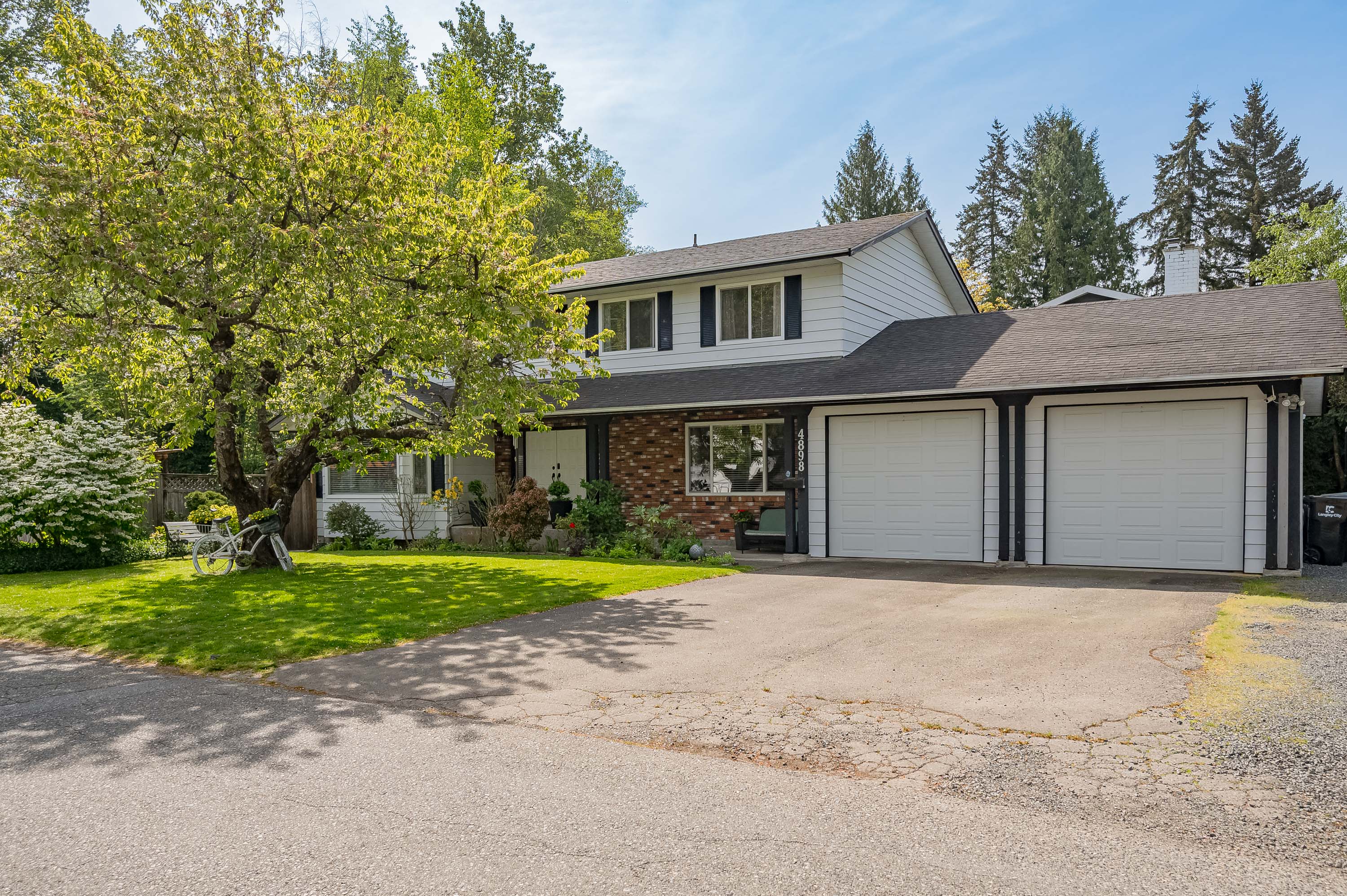 4898 205A Street, Langley