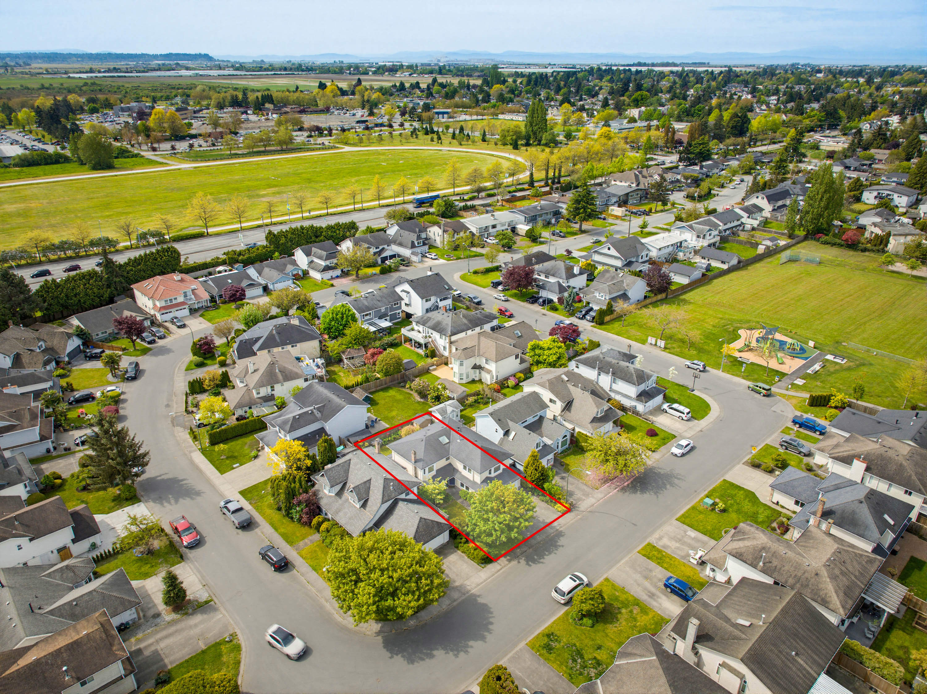 5954 49 Avenue, Delta