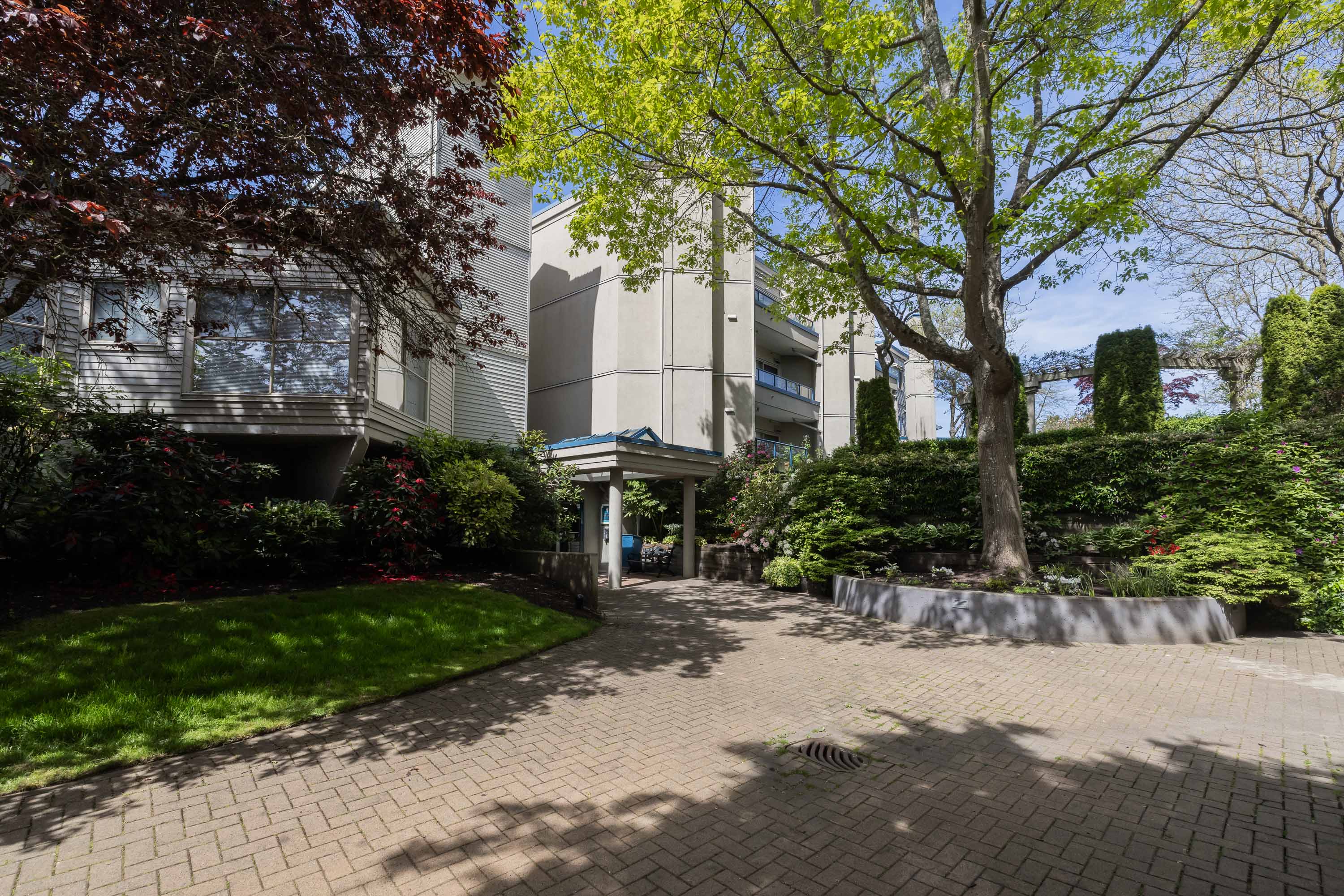 204 - 4733 W River Road, Ladner