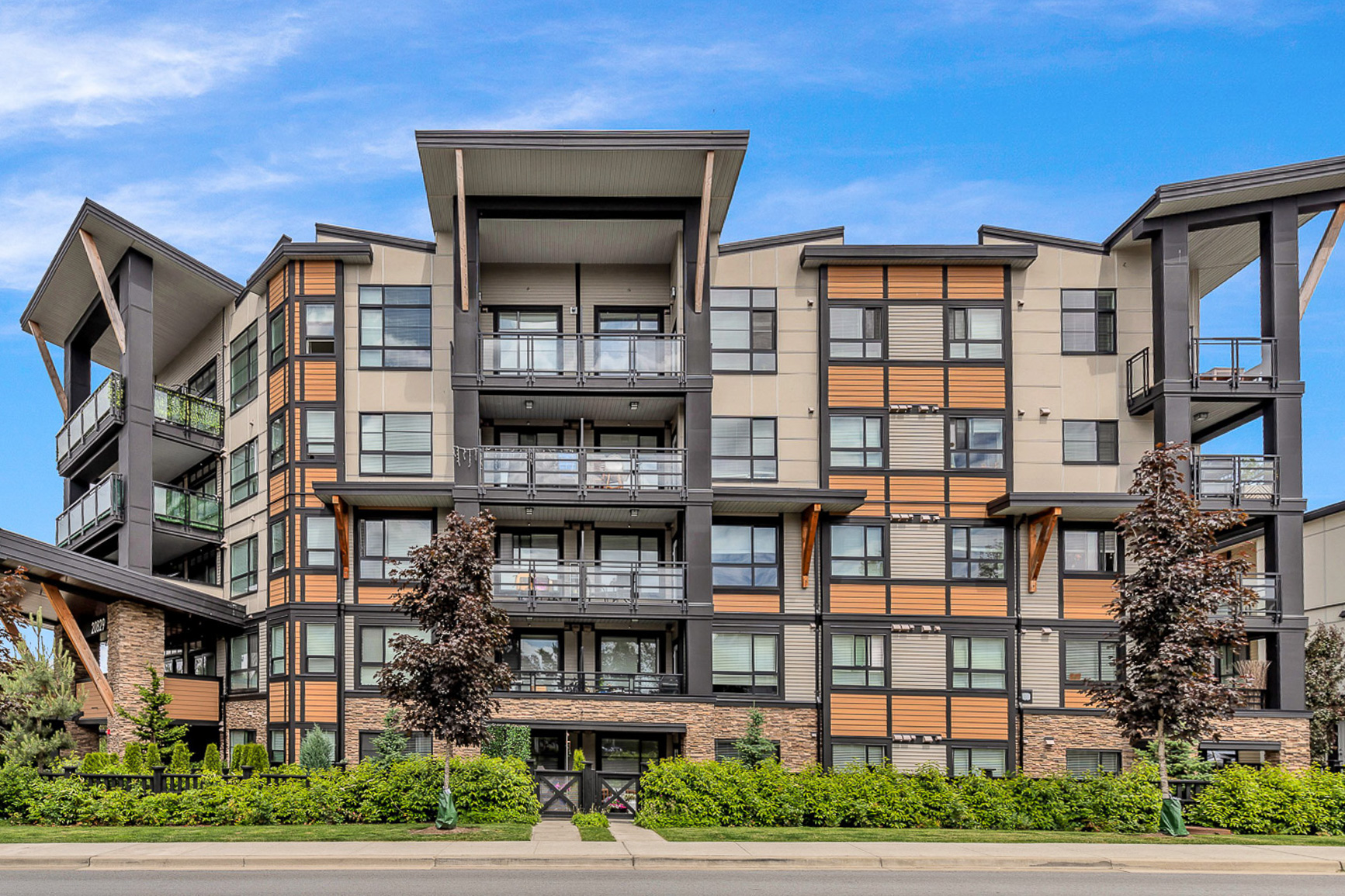 418 - 20829 77A Avenue, Langley