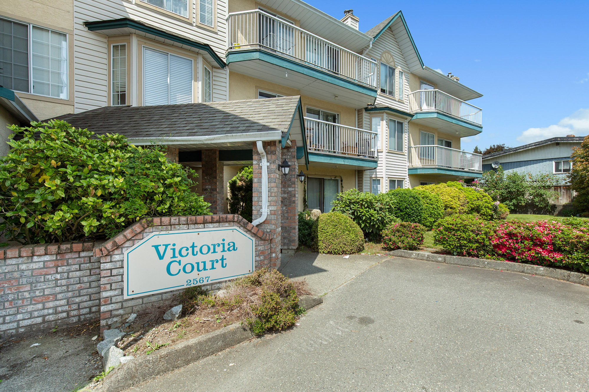 302 - 2567 Victoria Street, Abbotsford