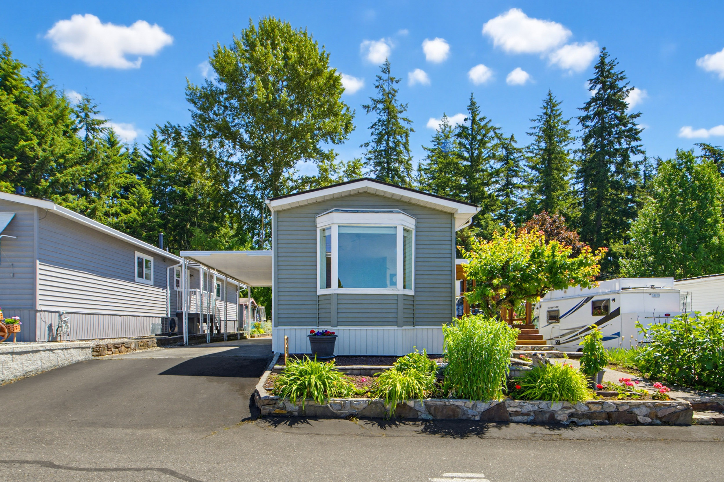 250 - 27111 0 Avenue, Aldergrove