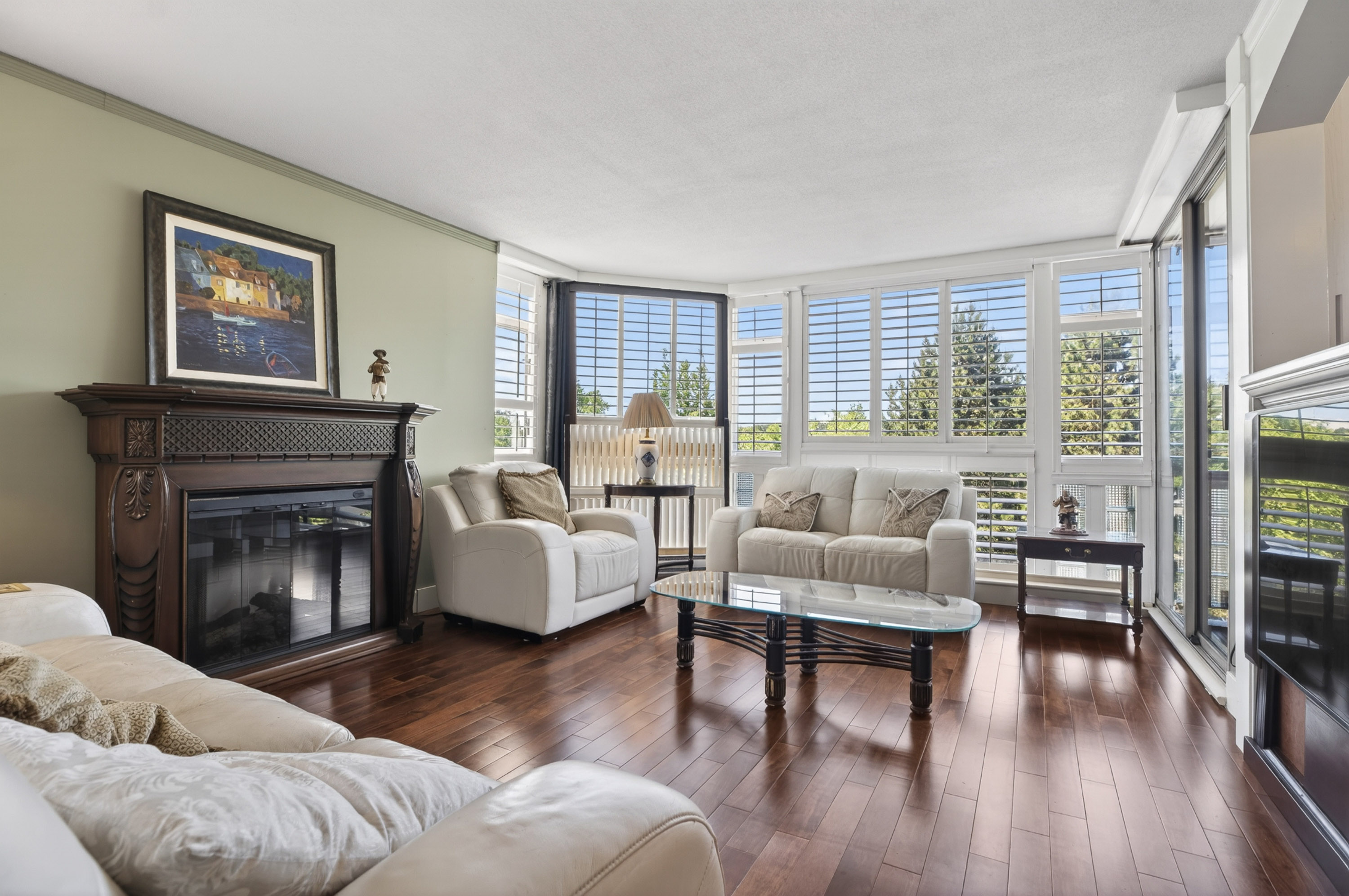 501 - 1327 E Keith Road, North Vancouver