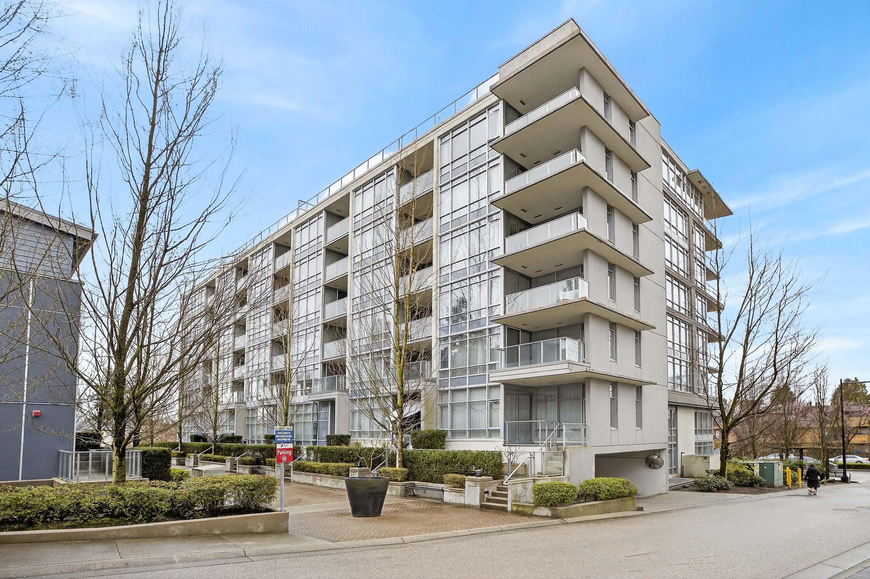 201 - 4888 Nanaimo Street, Vancouver