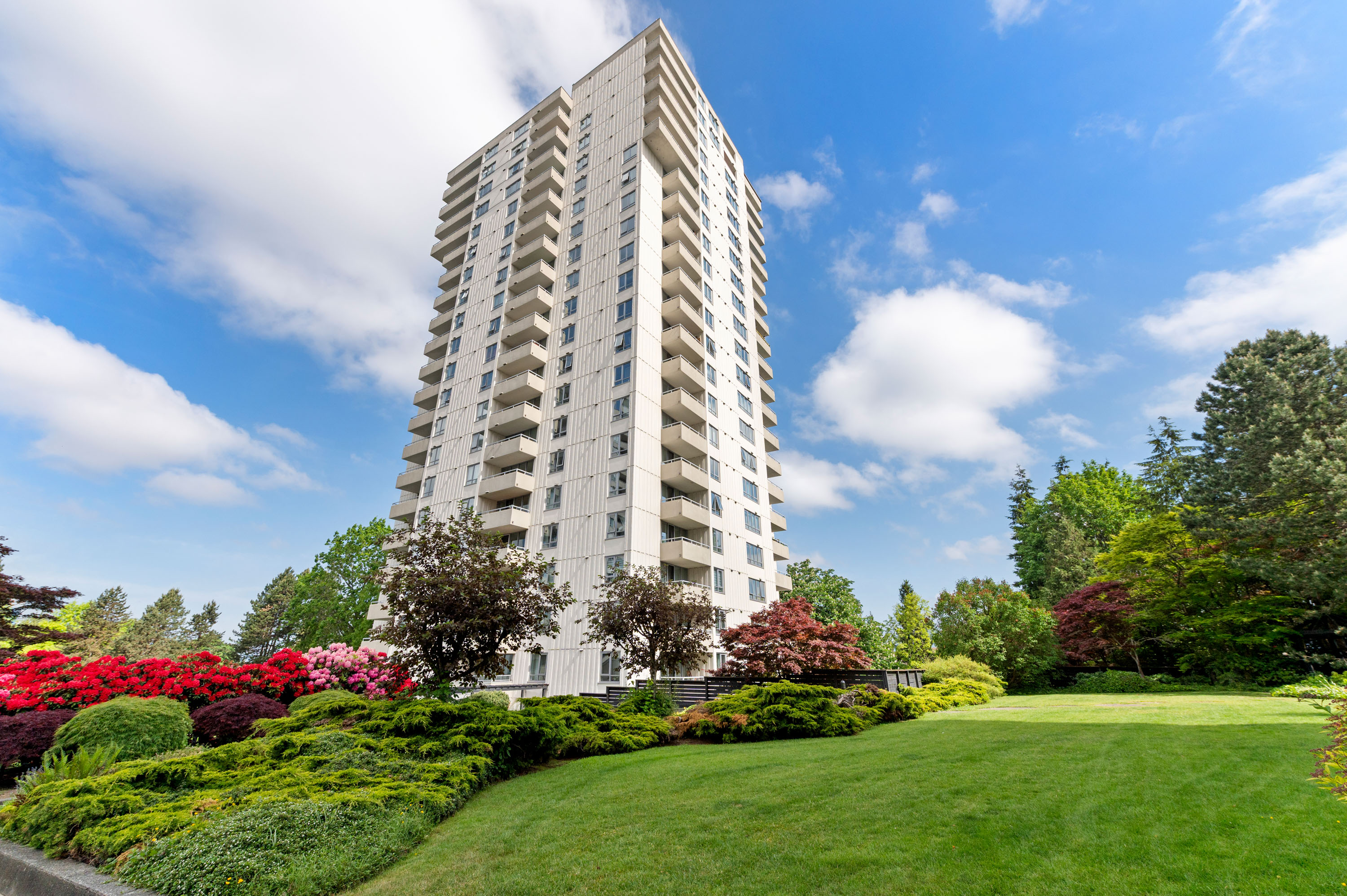 1706 - 4160 Sardis Street, Burnaby