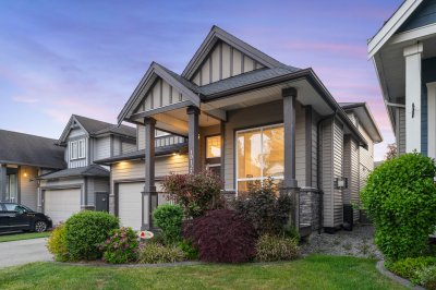 Virtual tour for Tara Adamyk