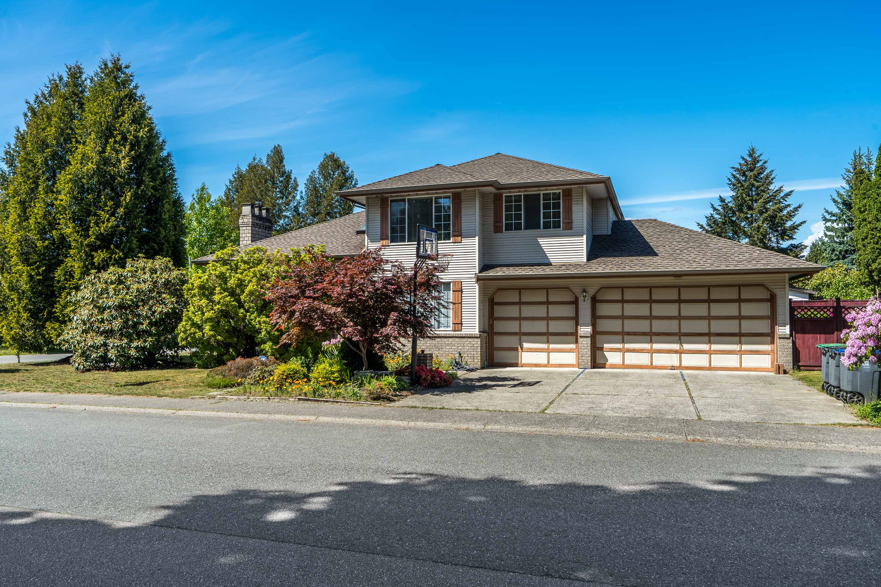 15911 111 Avenue, Surrey
