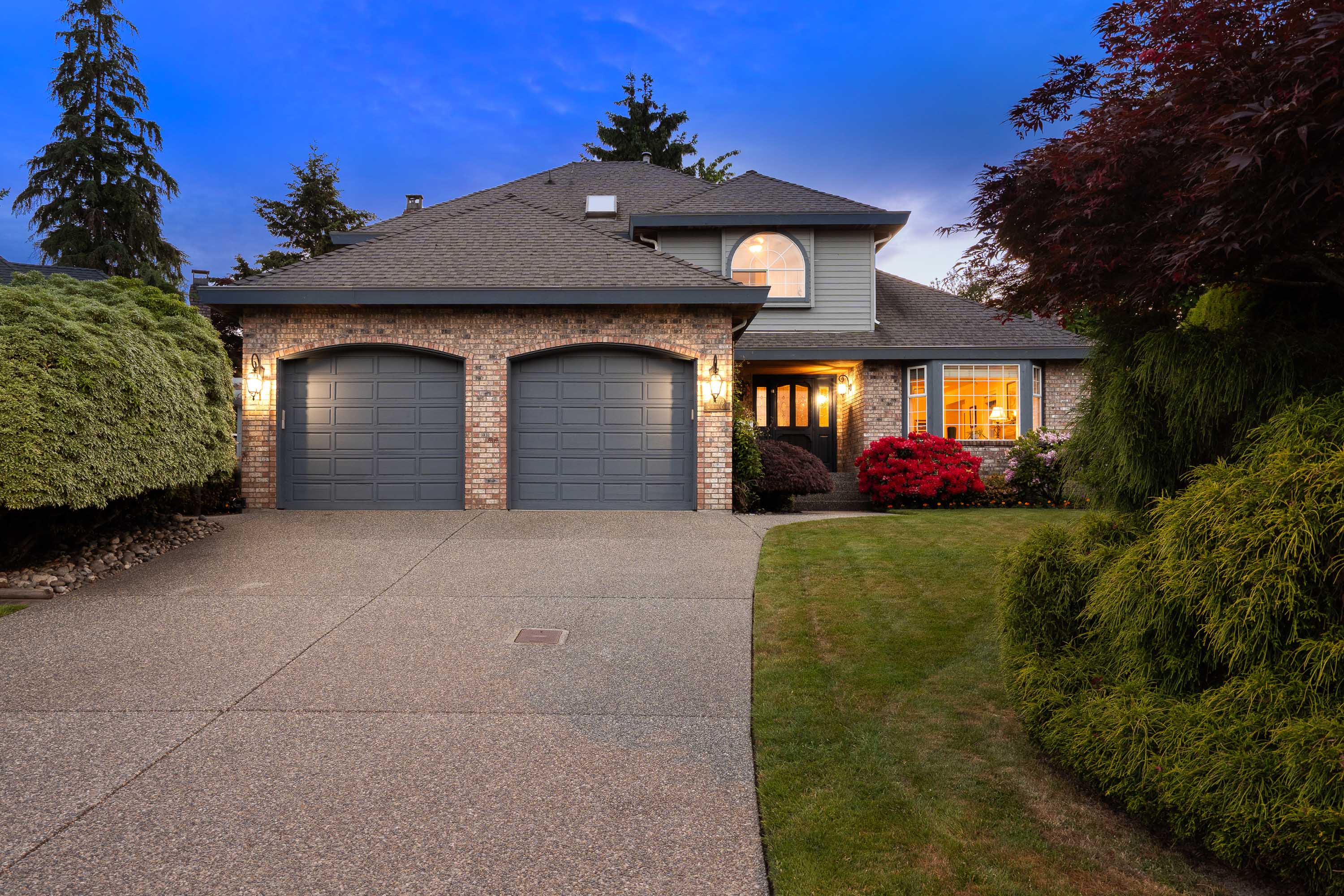 10573 Woodglen Close, Surrey
