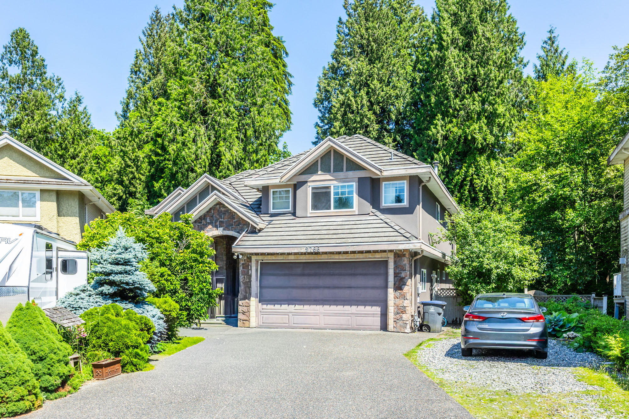 9766 160A Street, Surrey