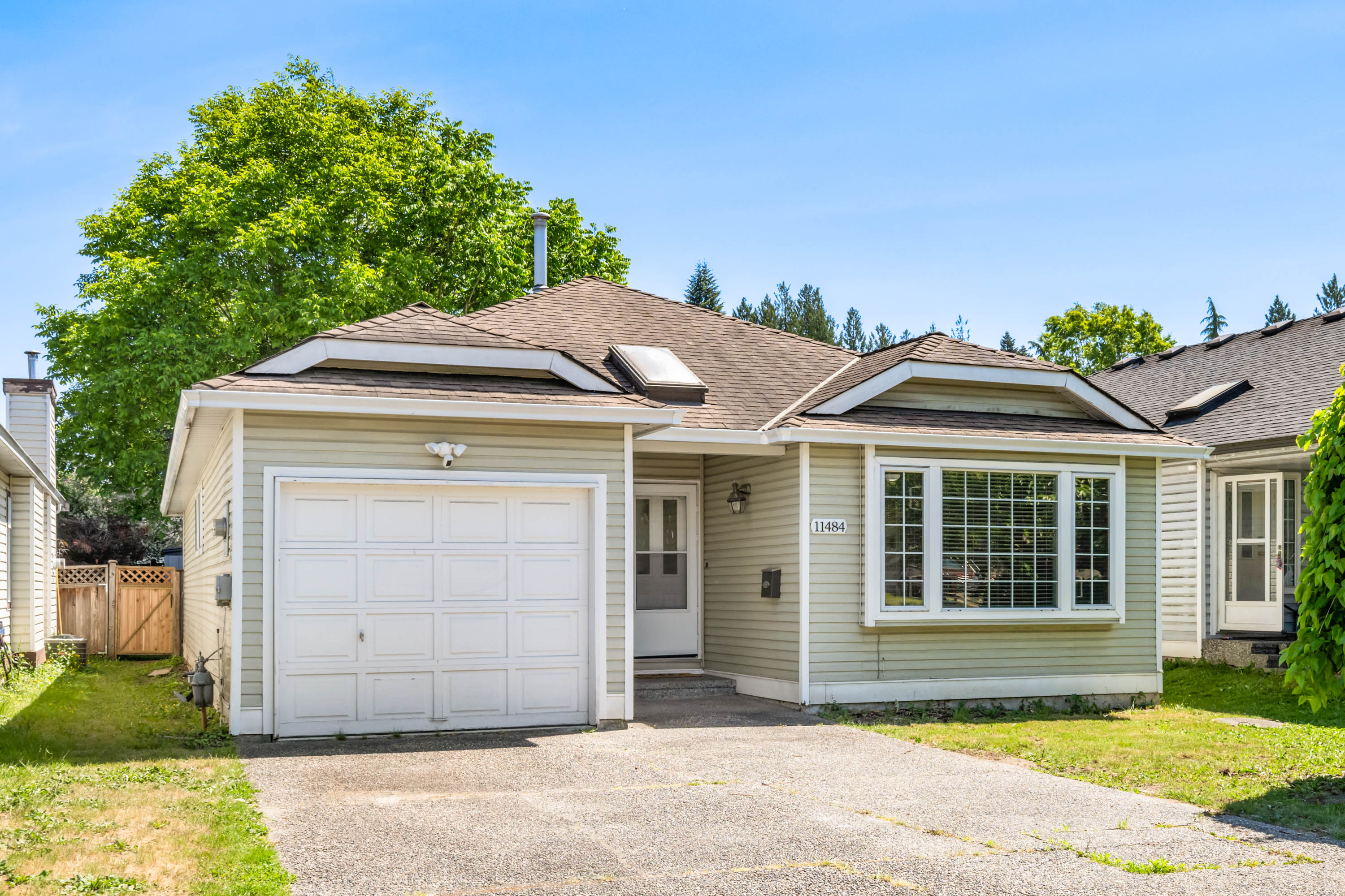 11484 207 Street, Maple Ridge