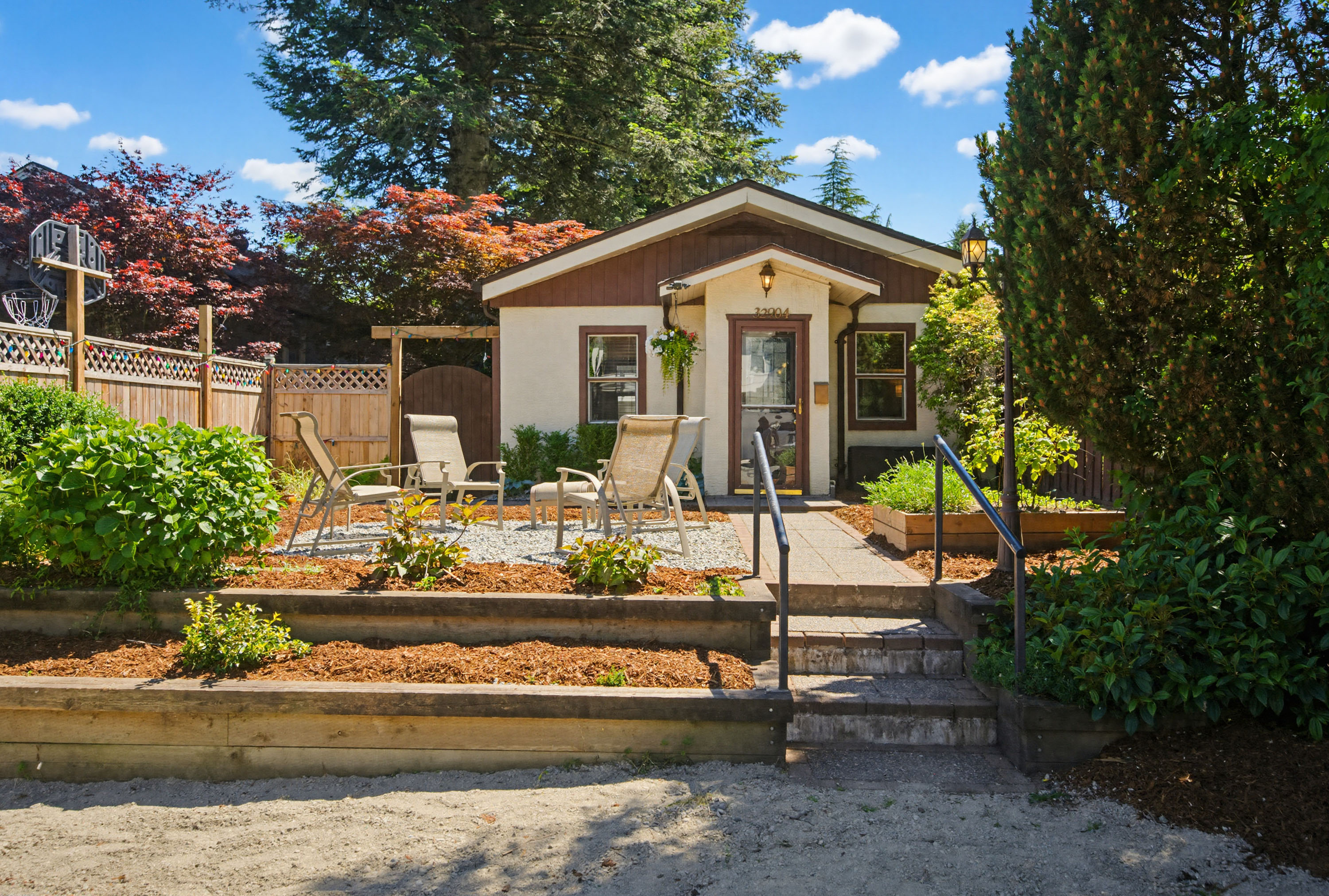 32904 3rd Avenue, Mission