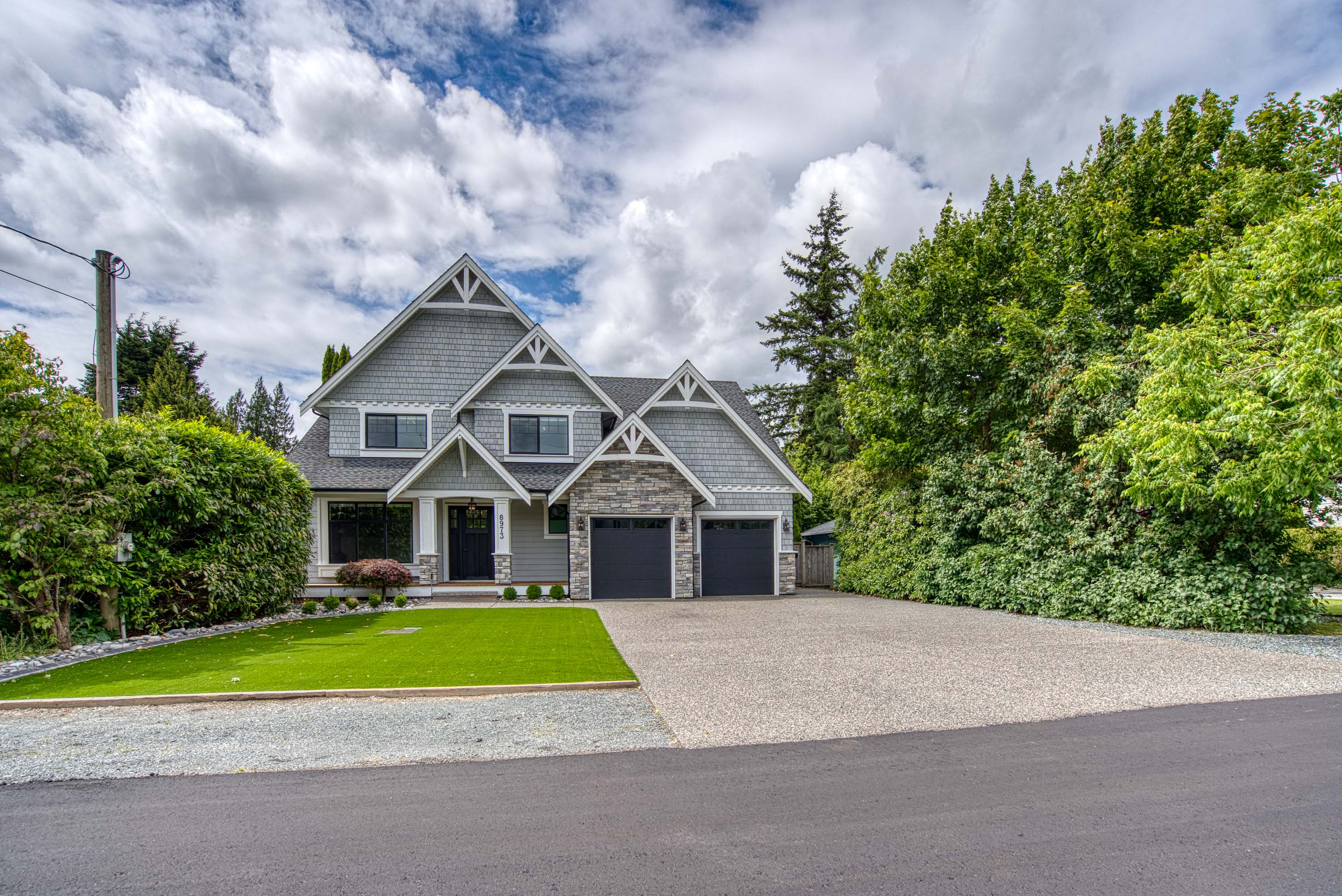 8973 MacKie Street, Langley
