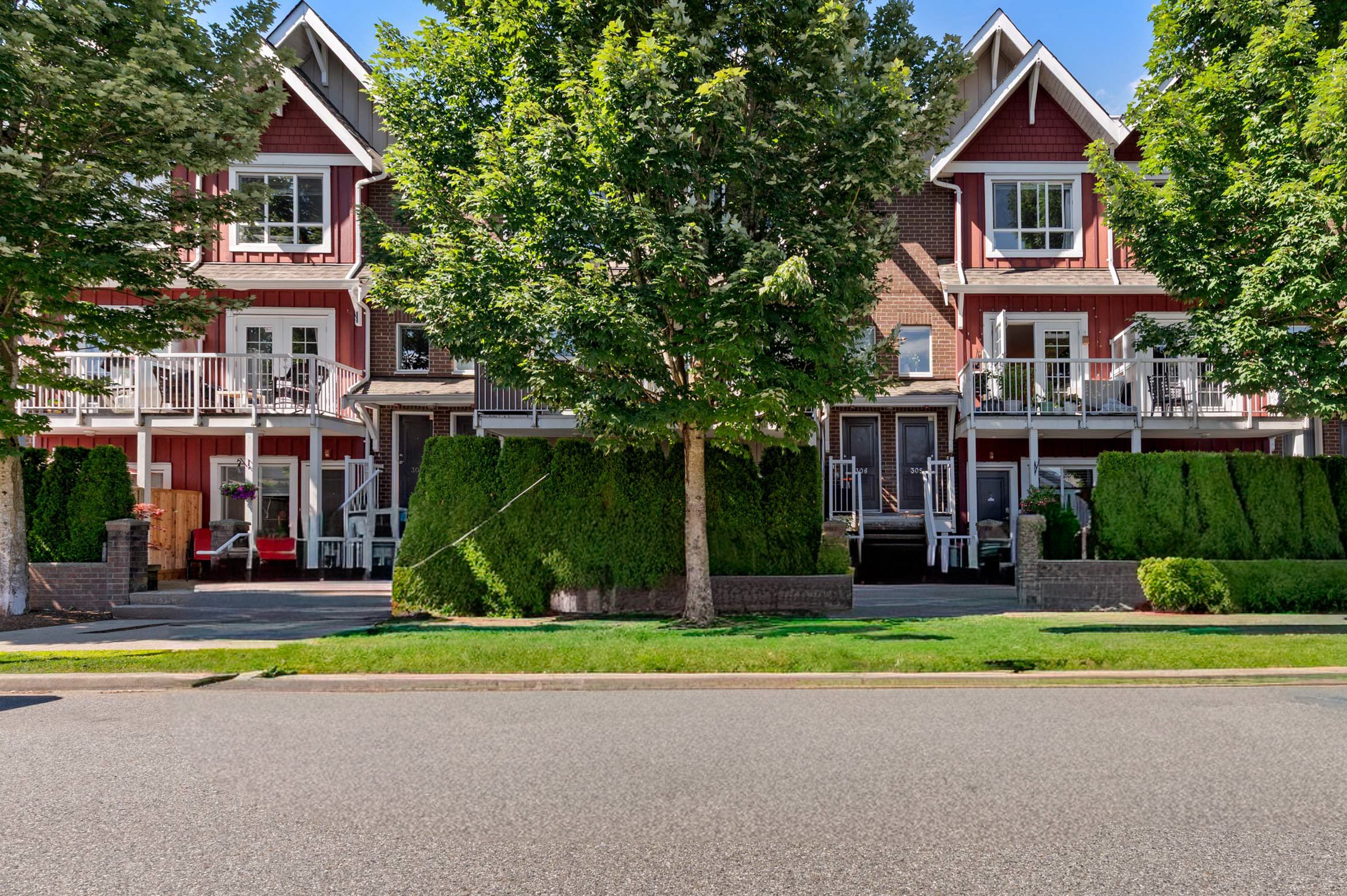 305 - 1661 Fraser Avenue, Port Coquitlam