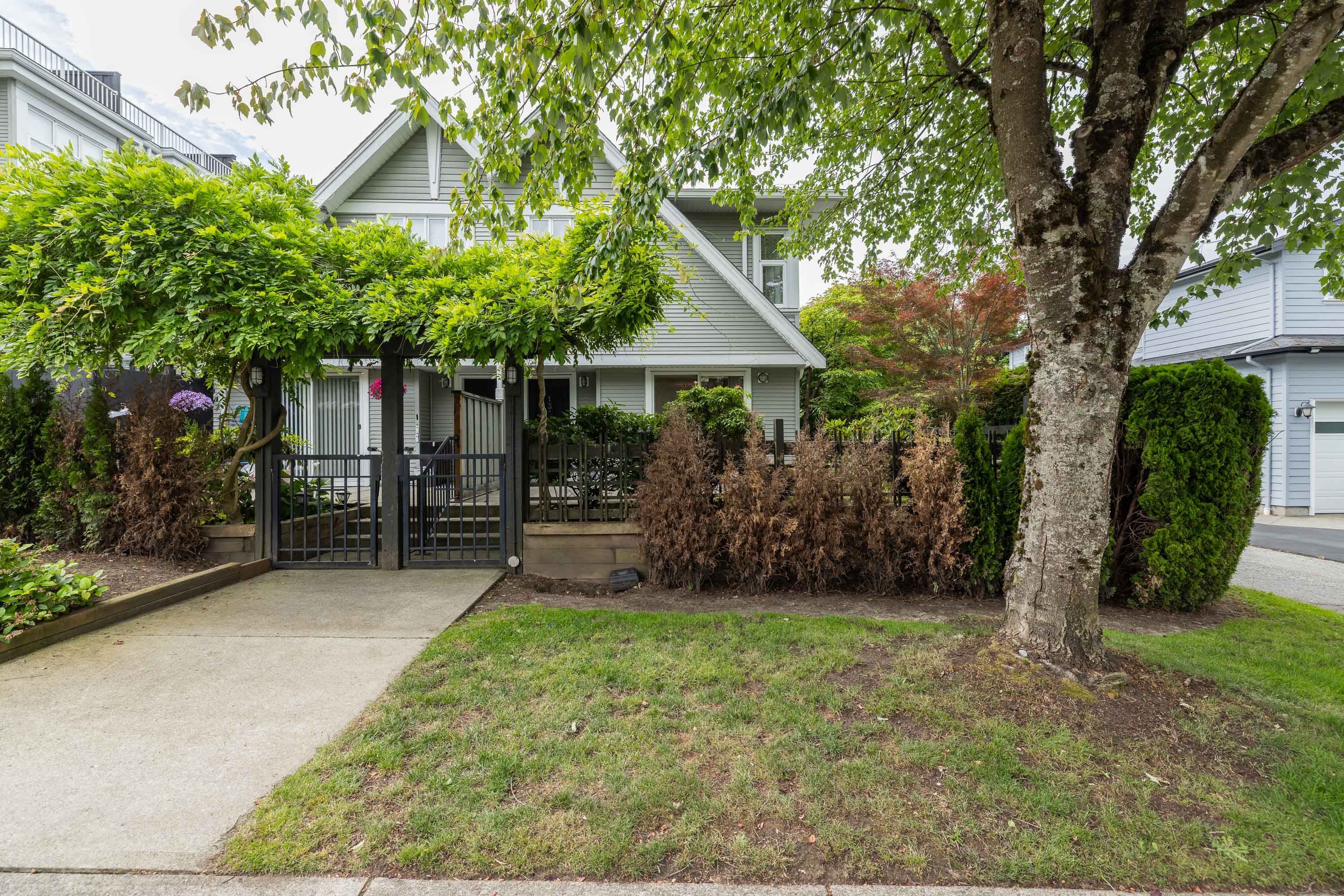 13 - 1203 Madison Avenue, Burnaby