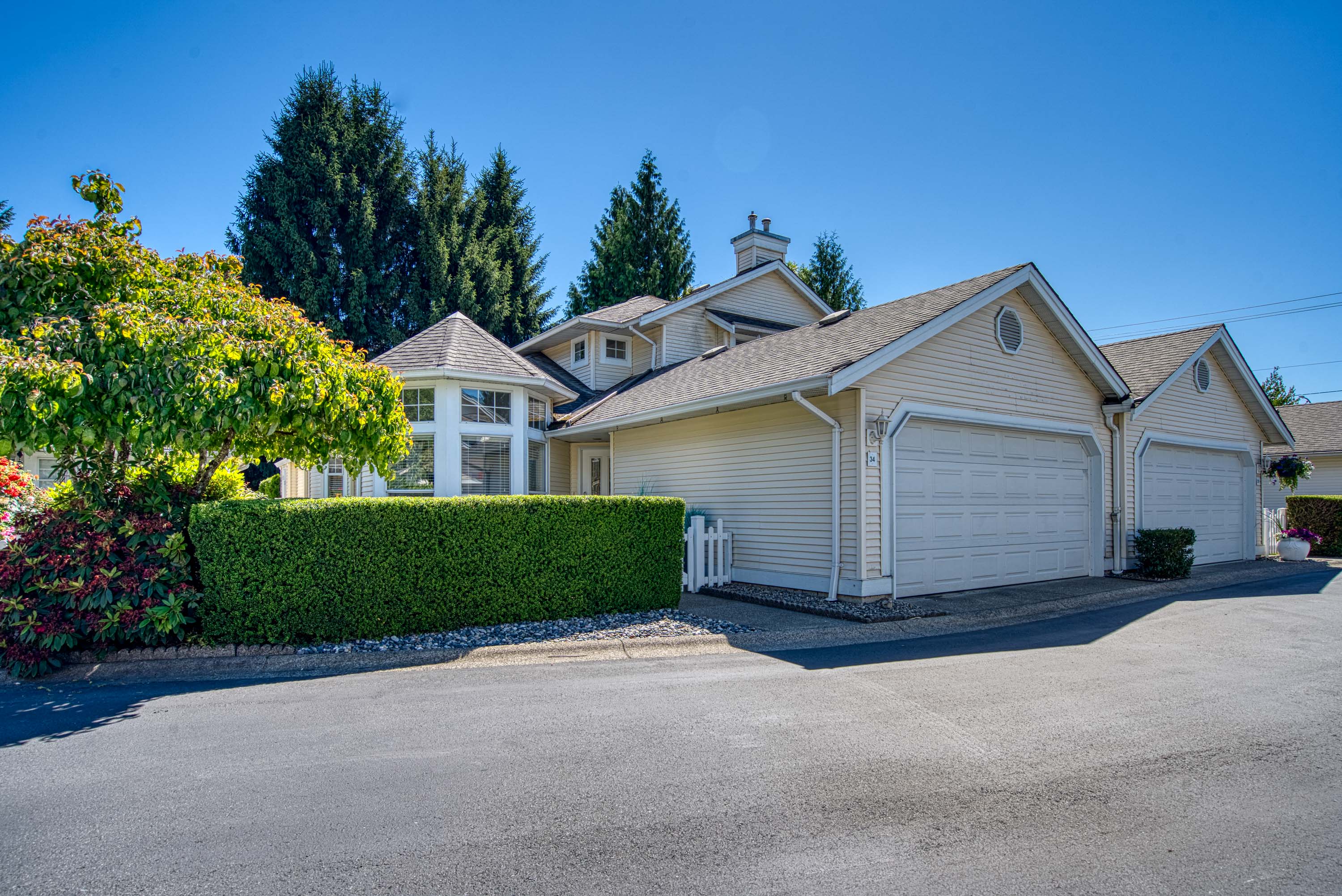 34 - 9208 208 Street, Langley